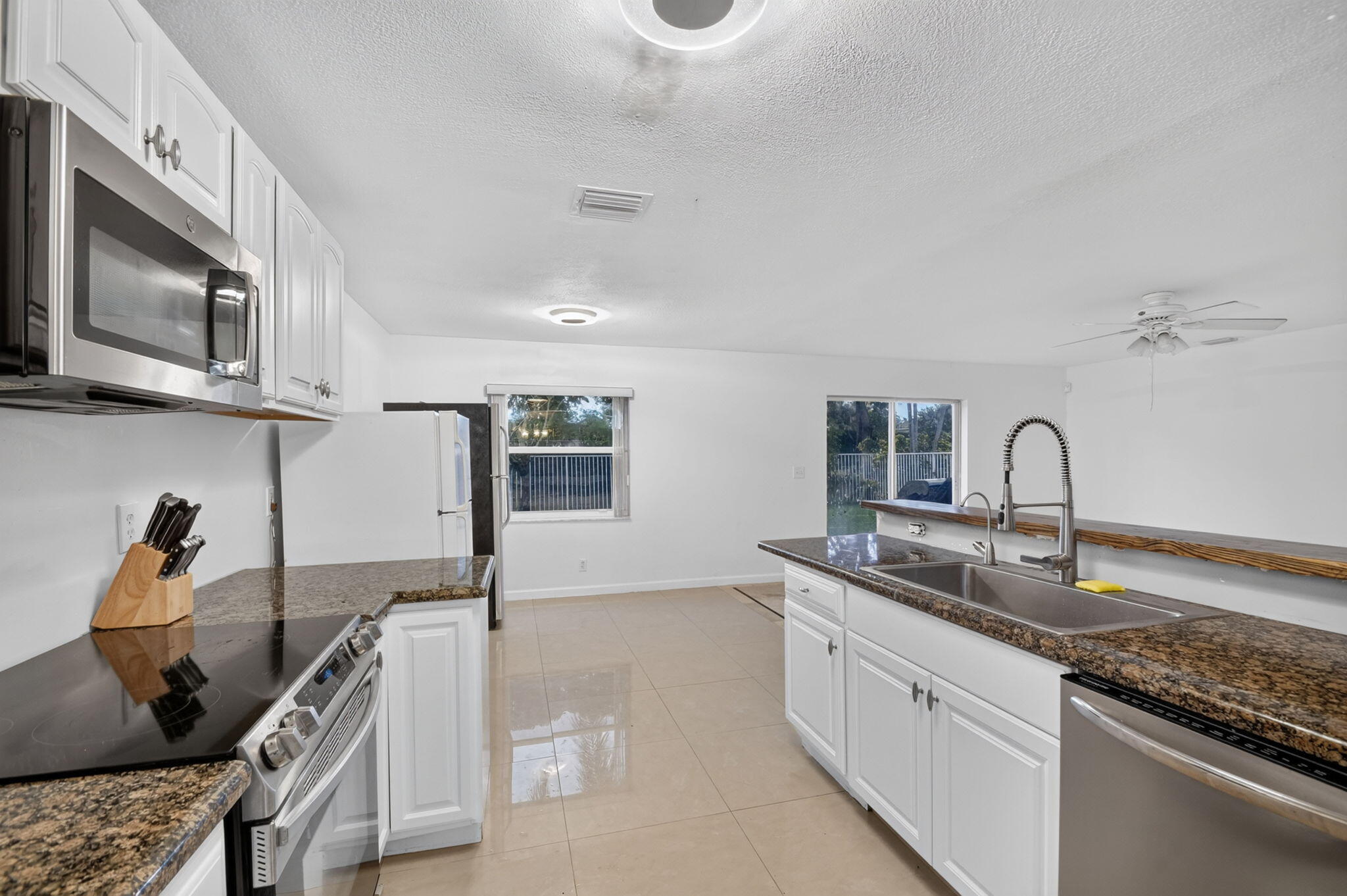 5349 Meadows Edge 5349 Property Photo 9