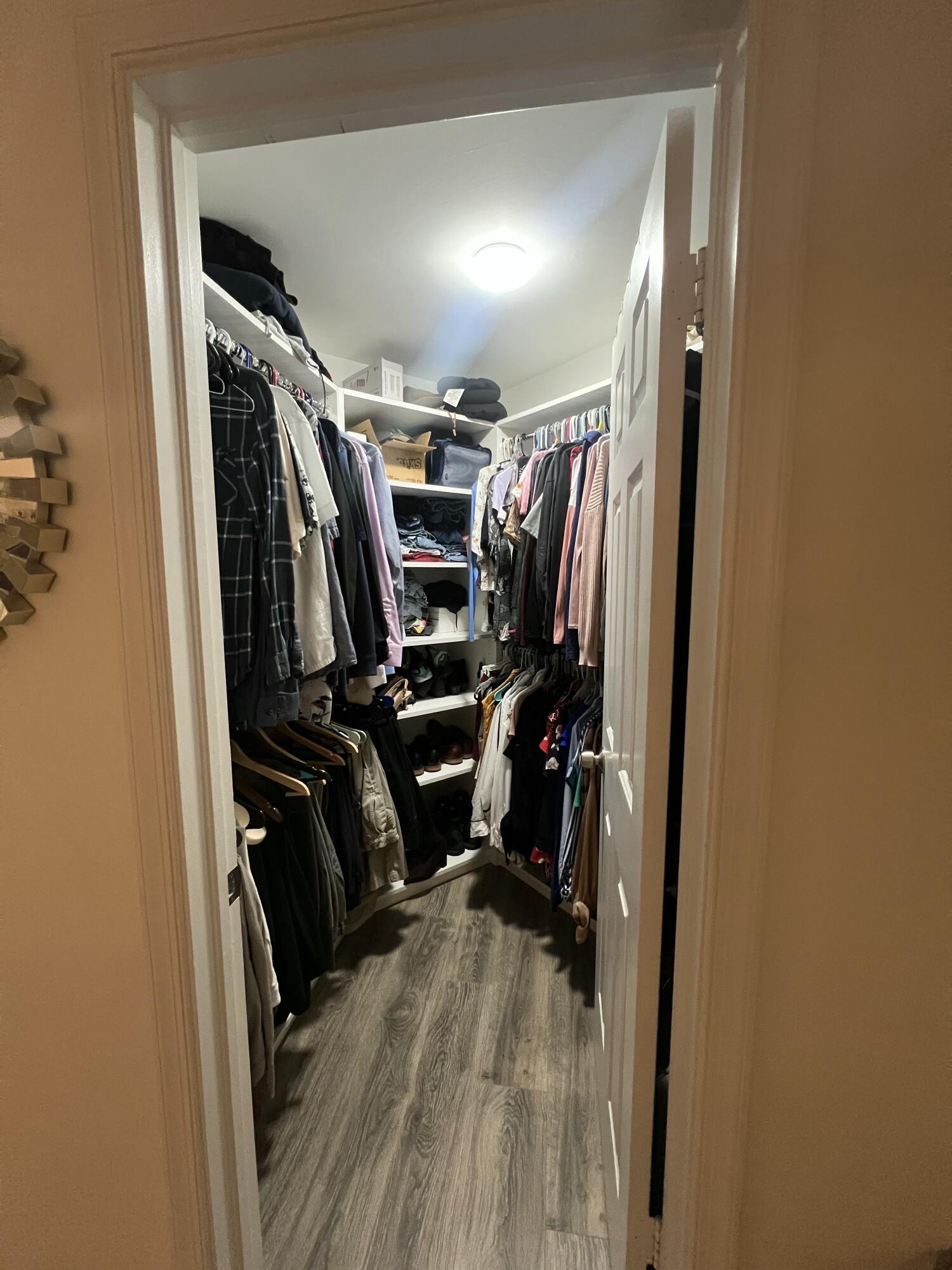 4338 Hazel Avenue D Property Photo 7