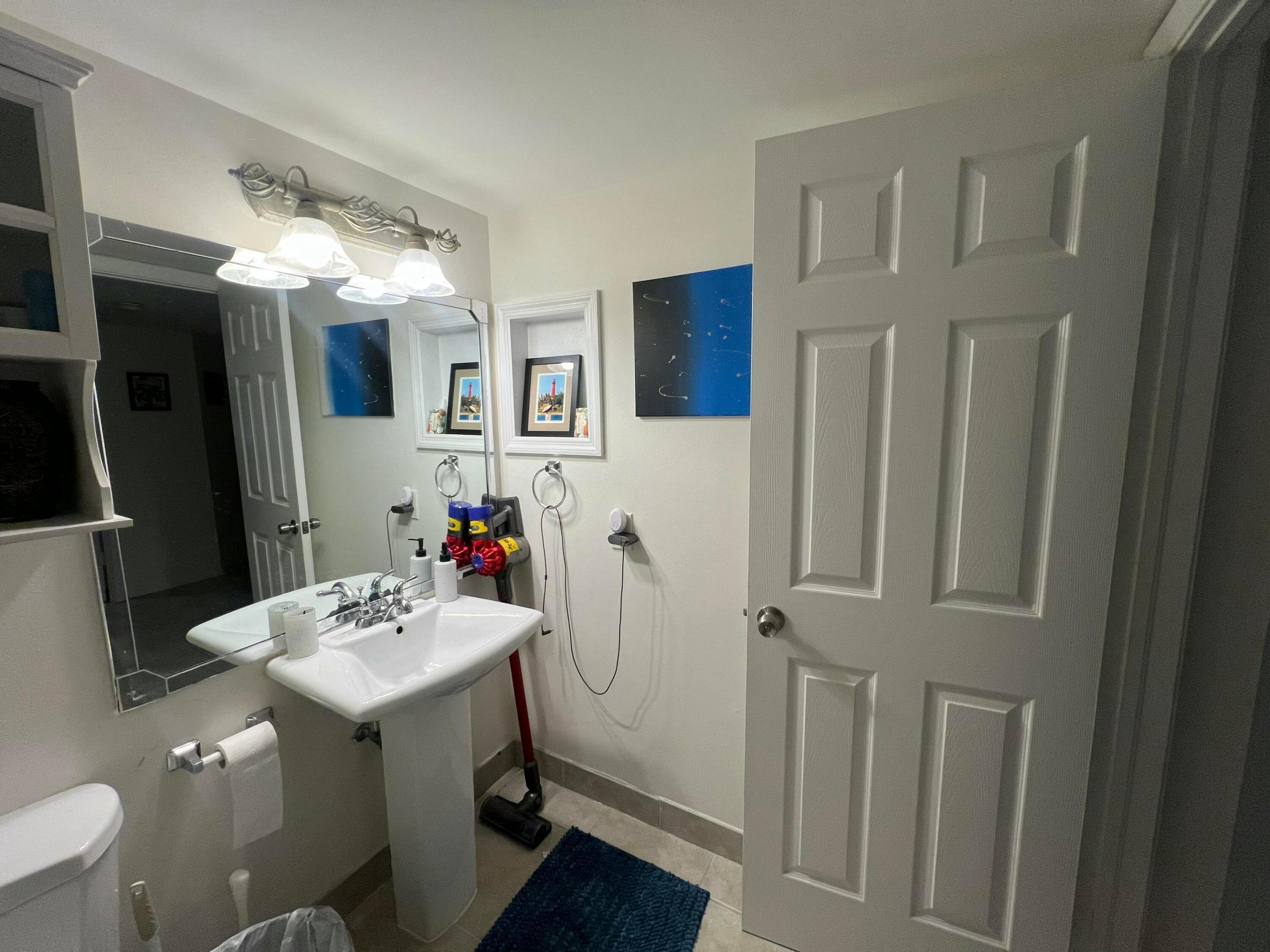 4338 Hazel Avenue D Property Photo 13