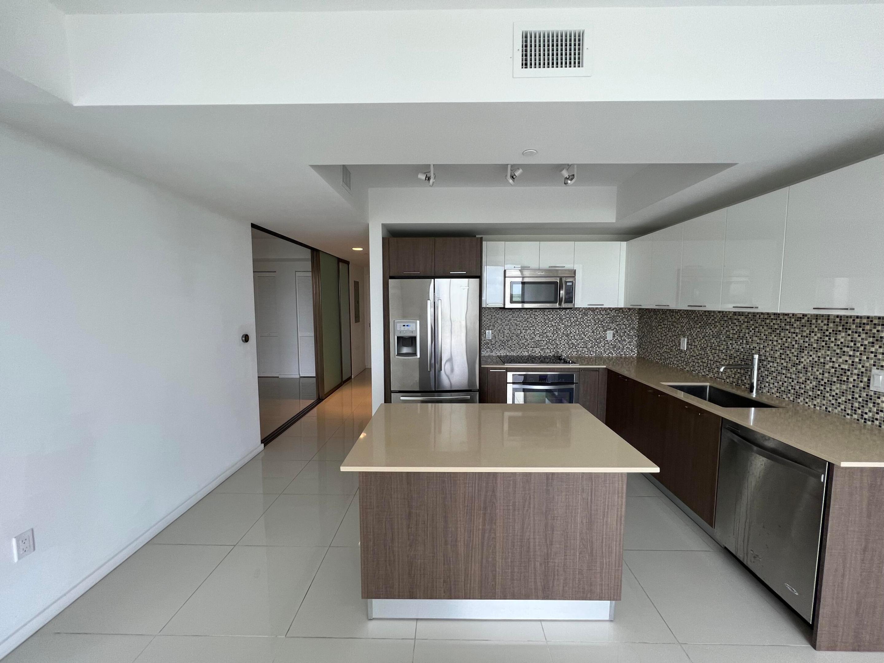 5300 Paseo Boulevard 708 Property Photo 5