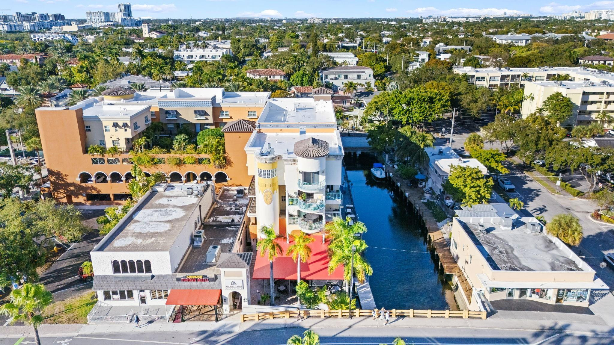 1103 E Las Olas Boulevard Property Photo 2
