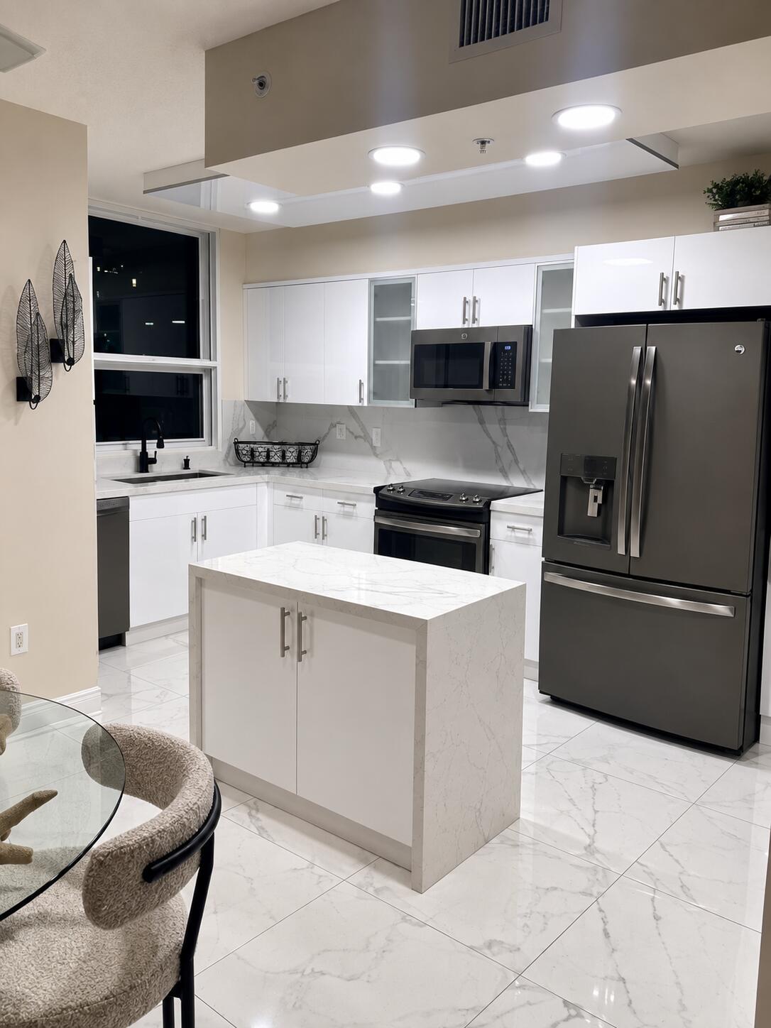 610 W Las Olas Boulevard 517n Property Photo 4
