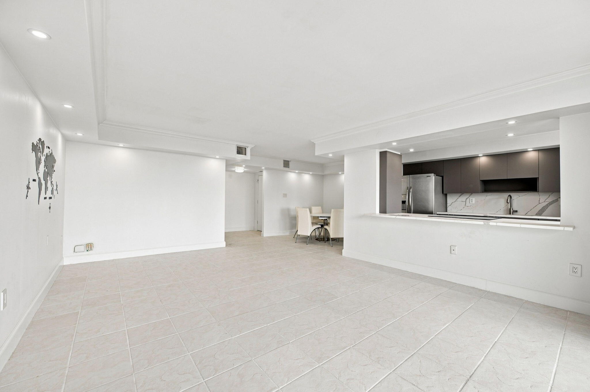 18021 Biscayne Boulevard 901 Property Photo 7