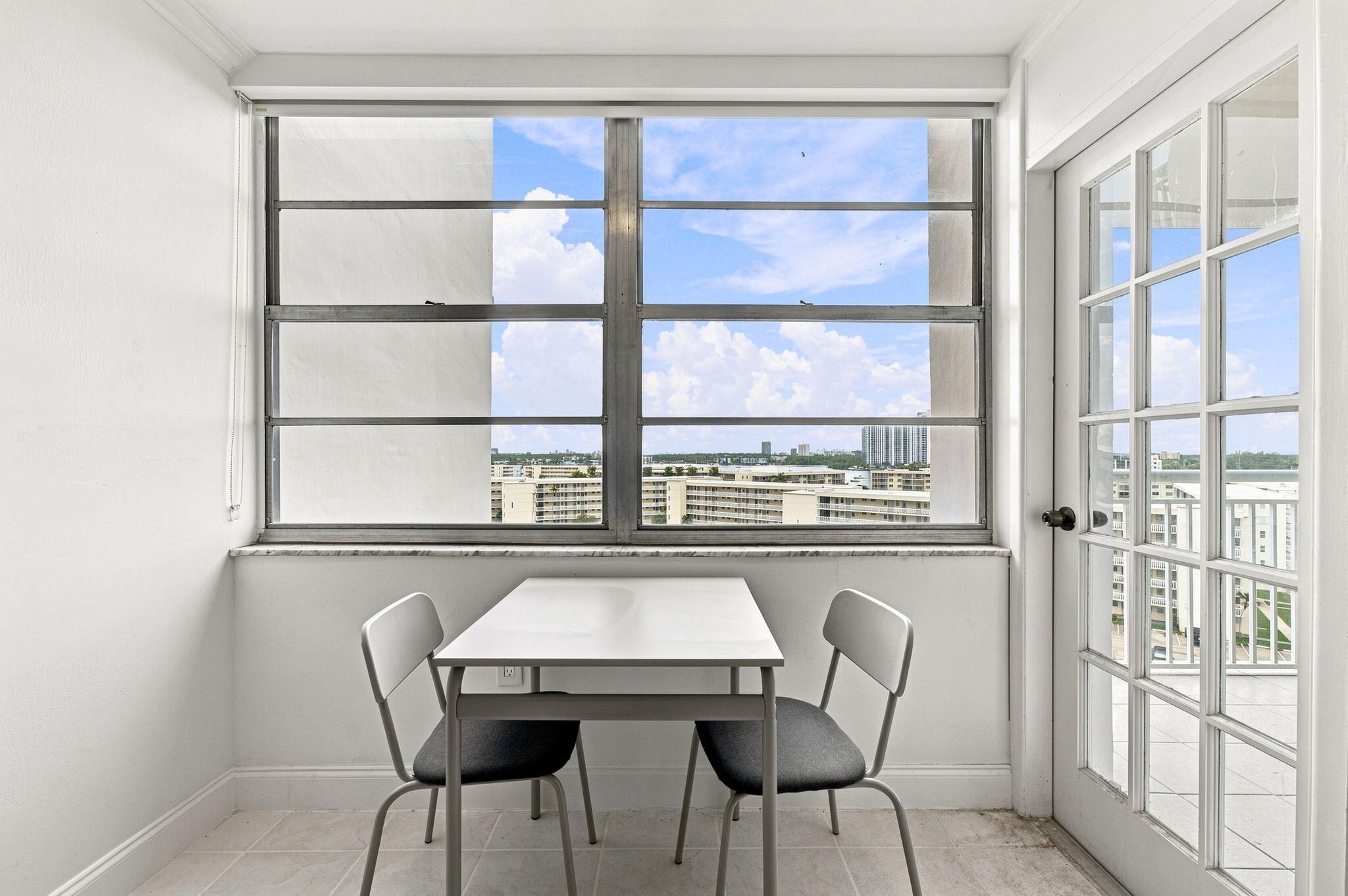 18021 Biscayne Boulevard 901 Property Photo 9