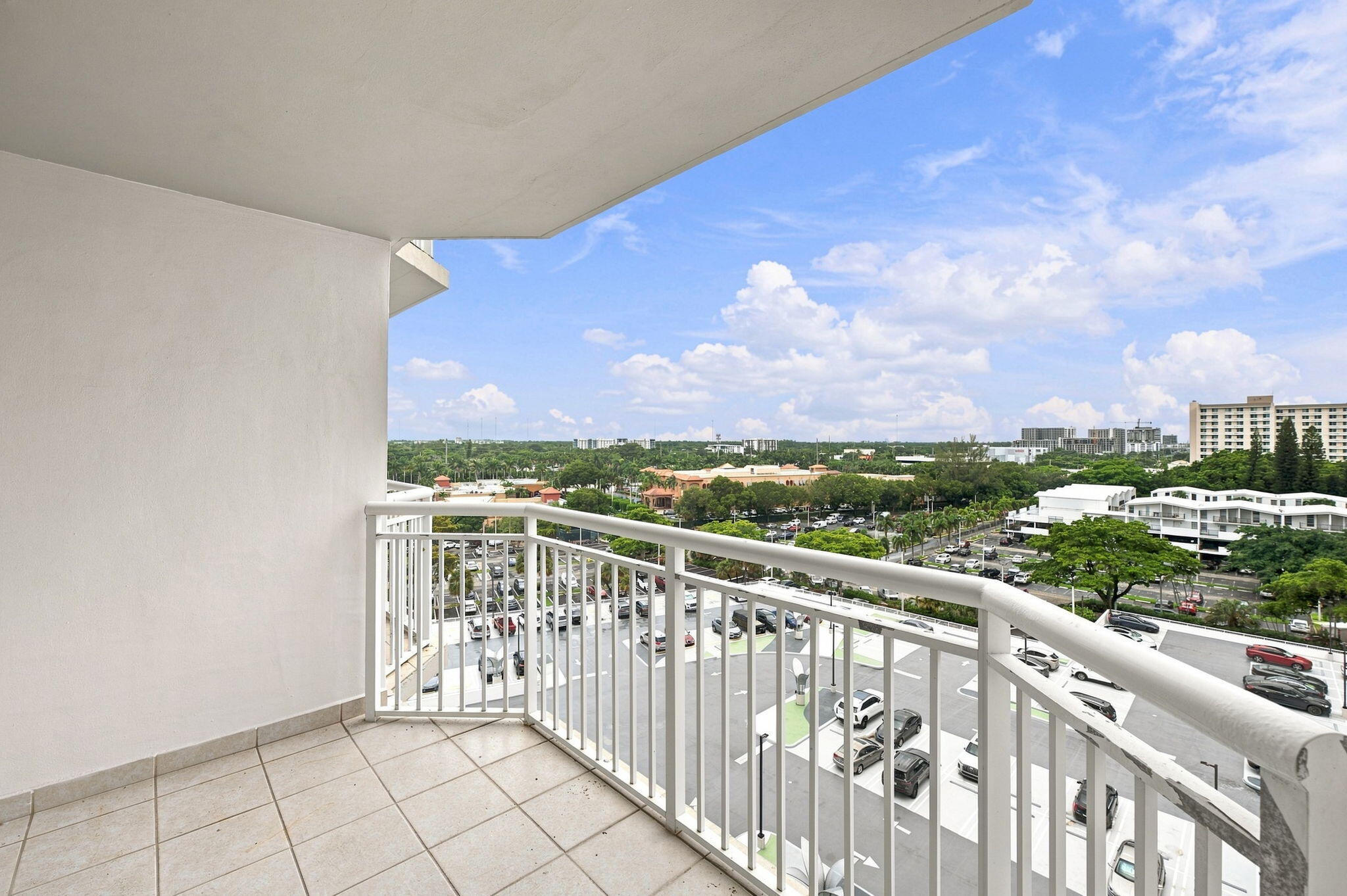 18021 Biscayne Boulevard 901 Property Photo 16