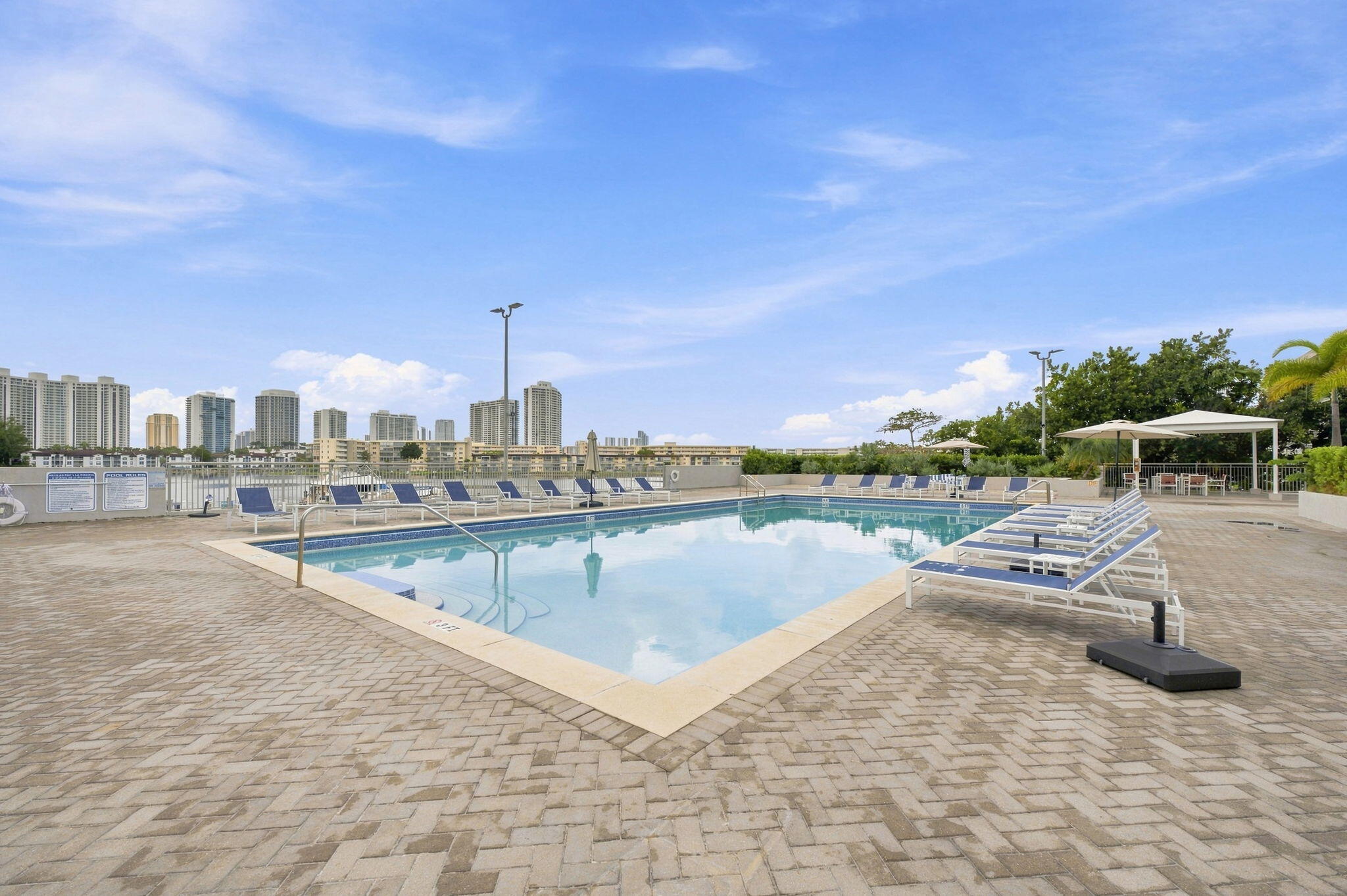 18021 Biscayne Boulevard 901 Property Photo 31