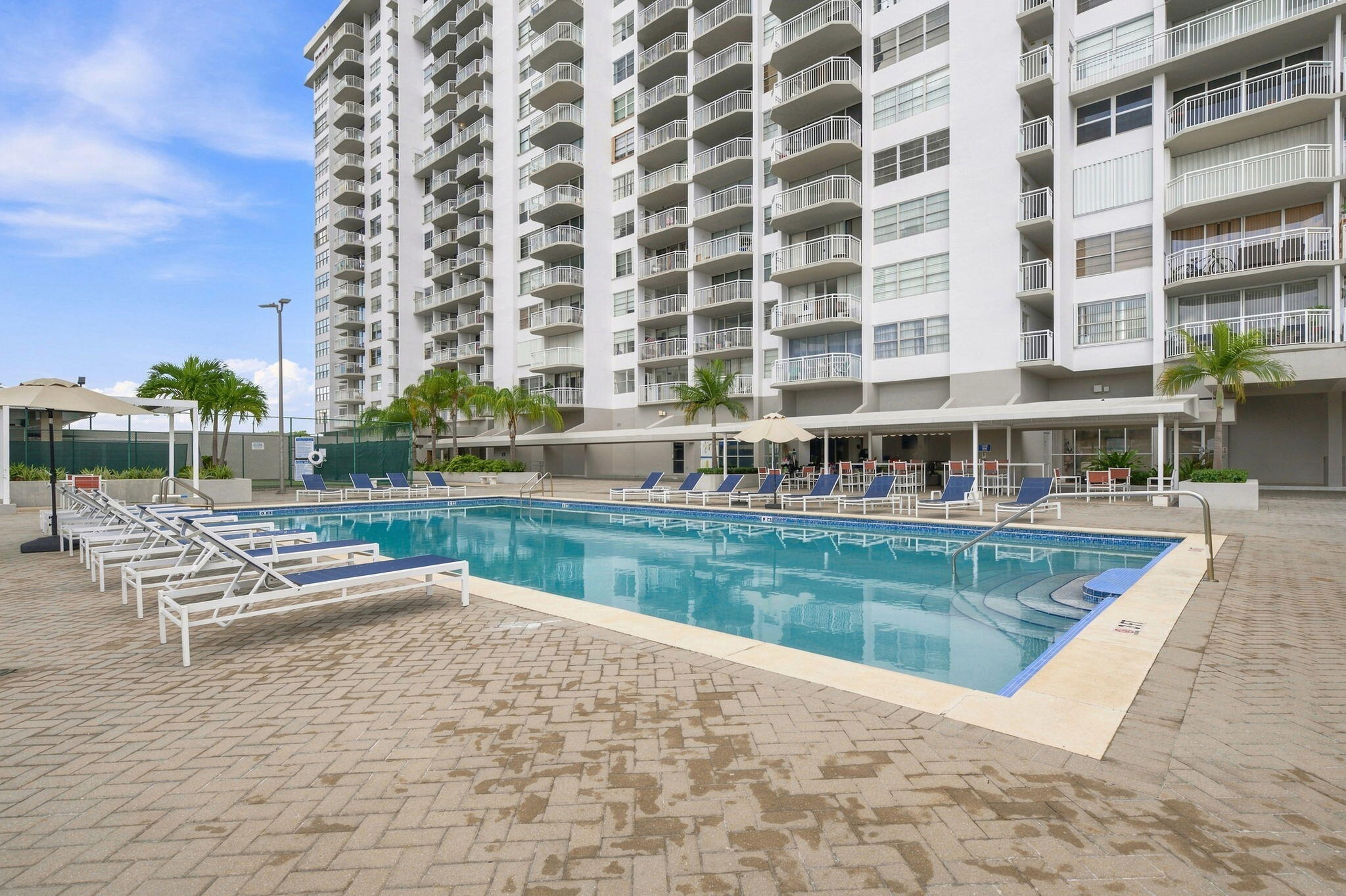 18021 Biscayne Boulevard 901 Property Photo 32