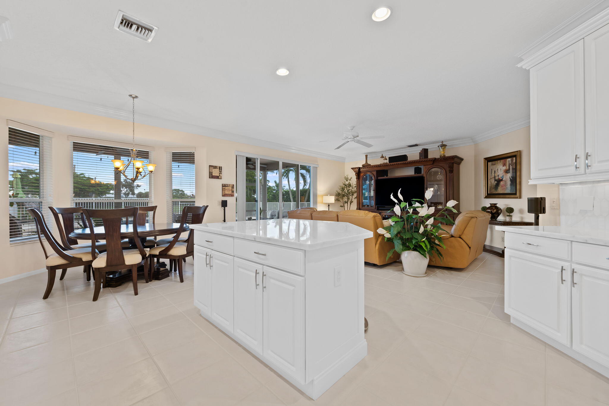12621 Yardley Drive Property Photo 11
