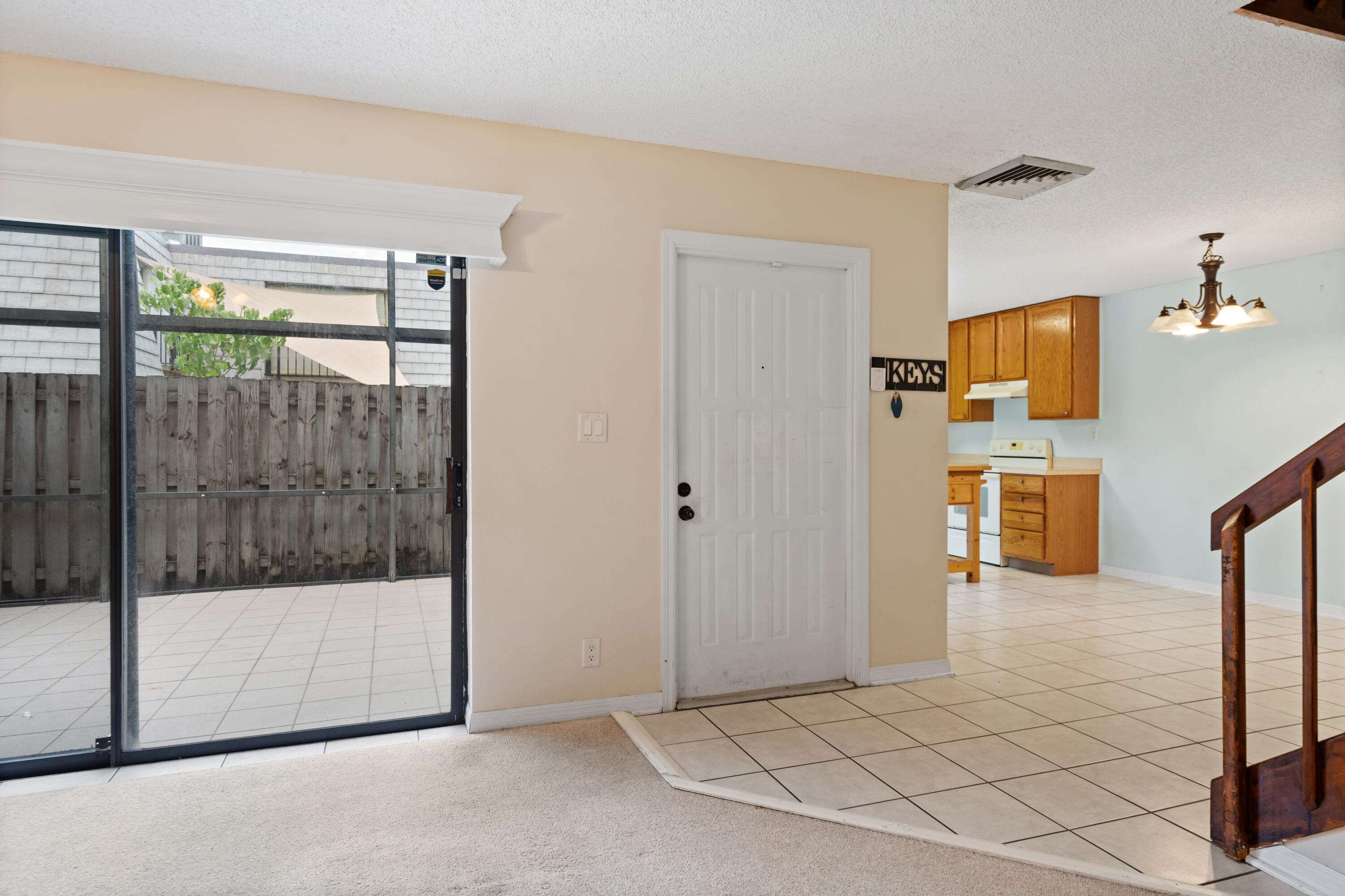 3190 Se Brook Street Property Photo 6