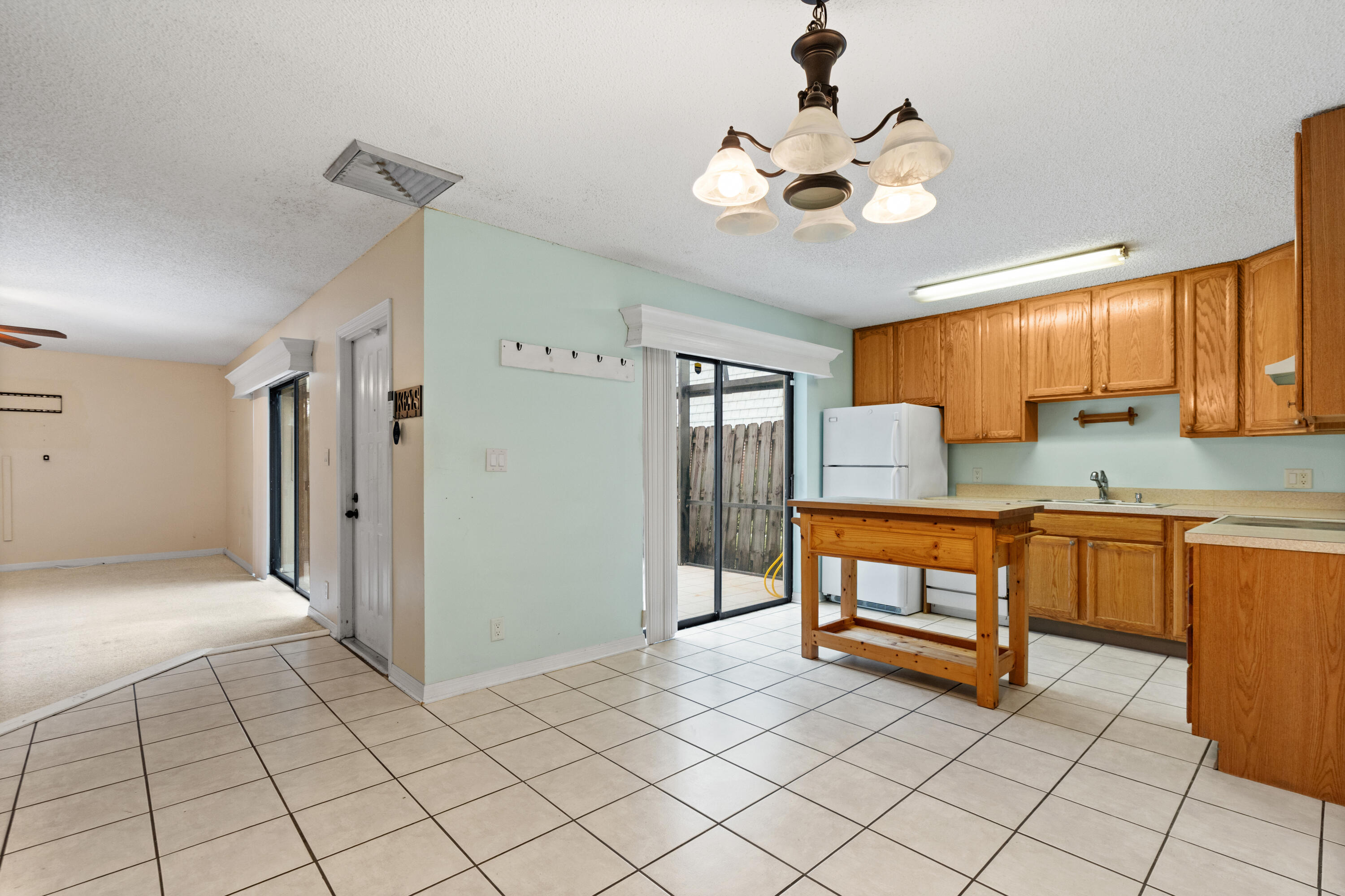 3190 Se Brook Street Property Photo 11