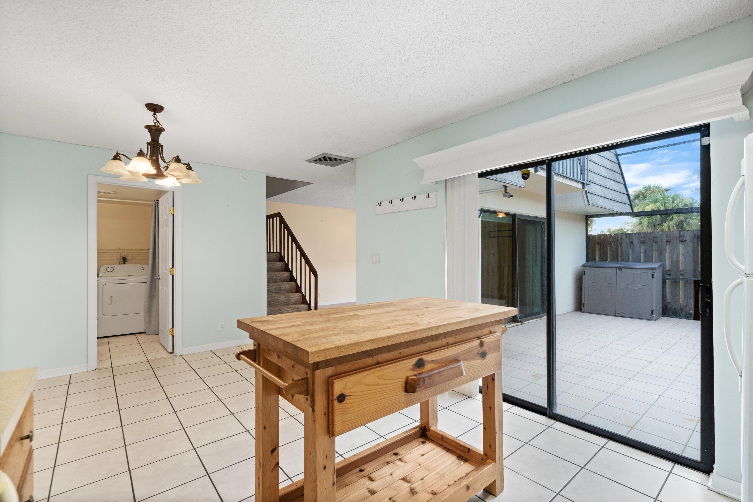 3190 Se Brook Street Property Photo 12