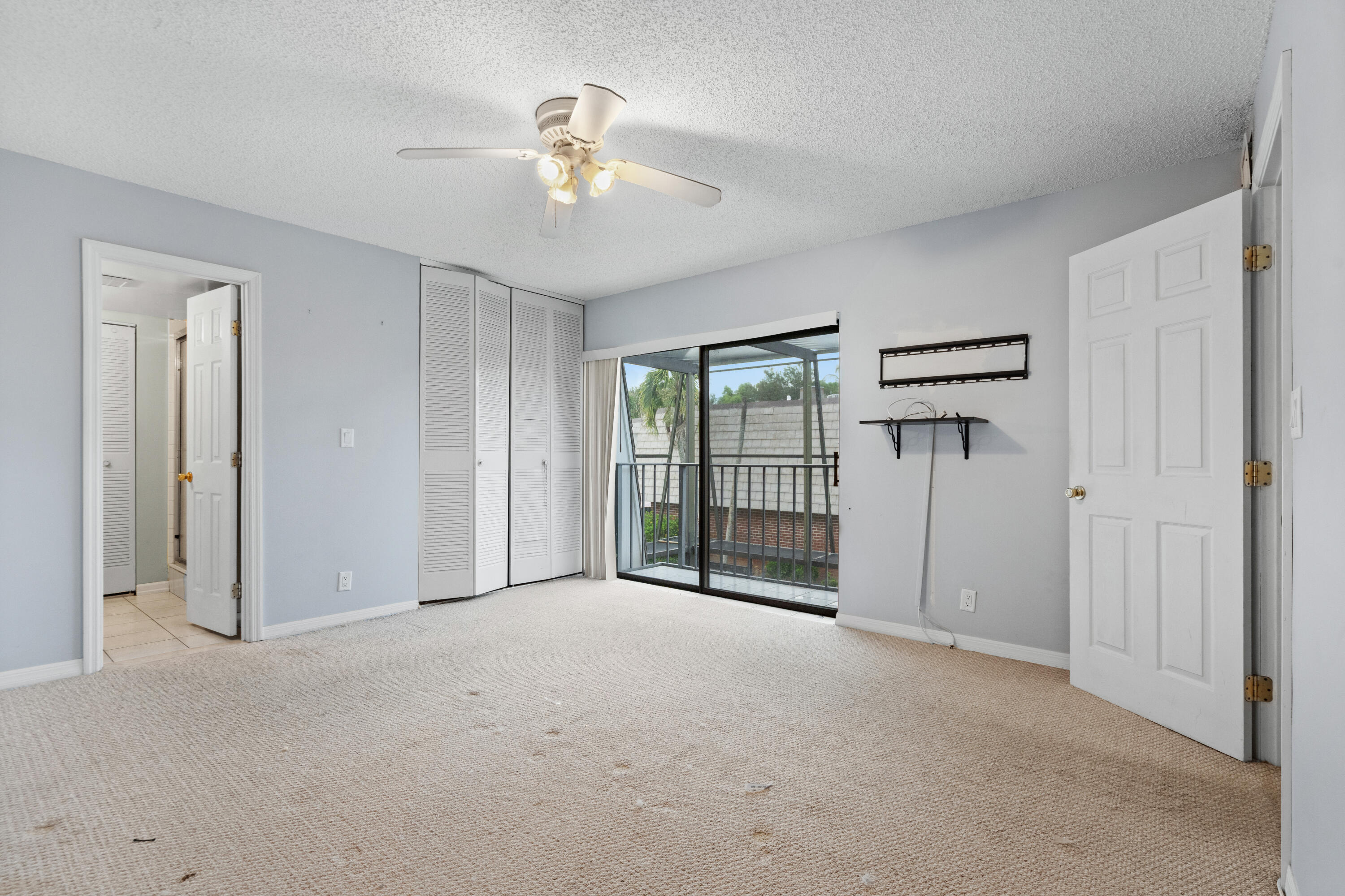 3190 Se Brook Street Property Photo 14