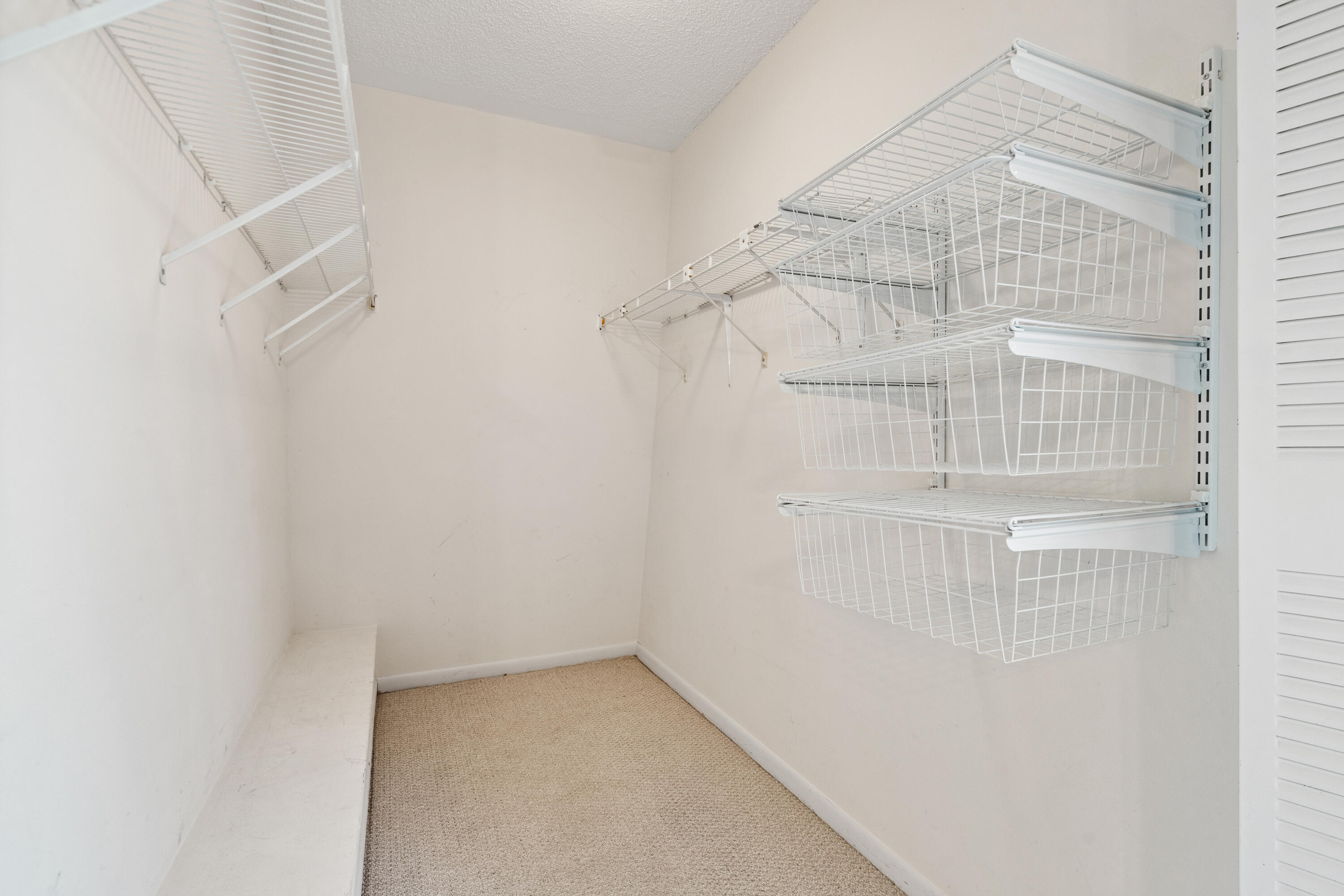 3190 Se Brook Street Property Photo 15