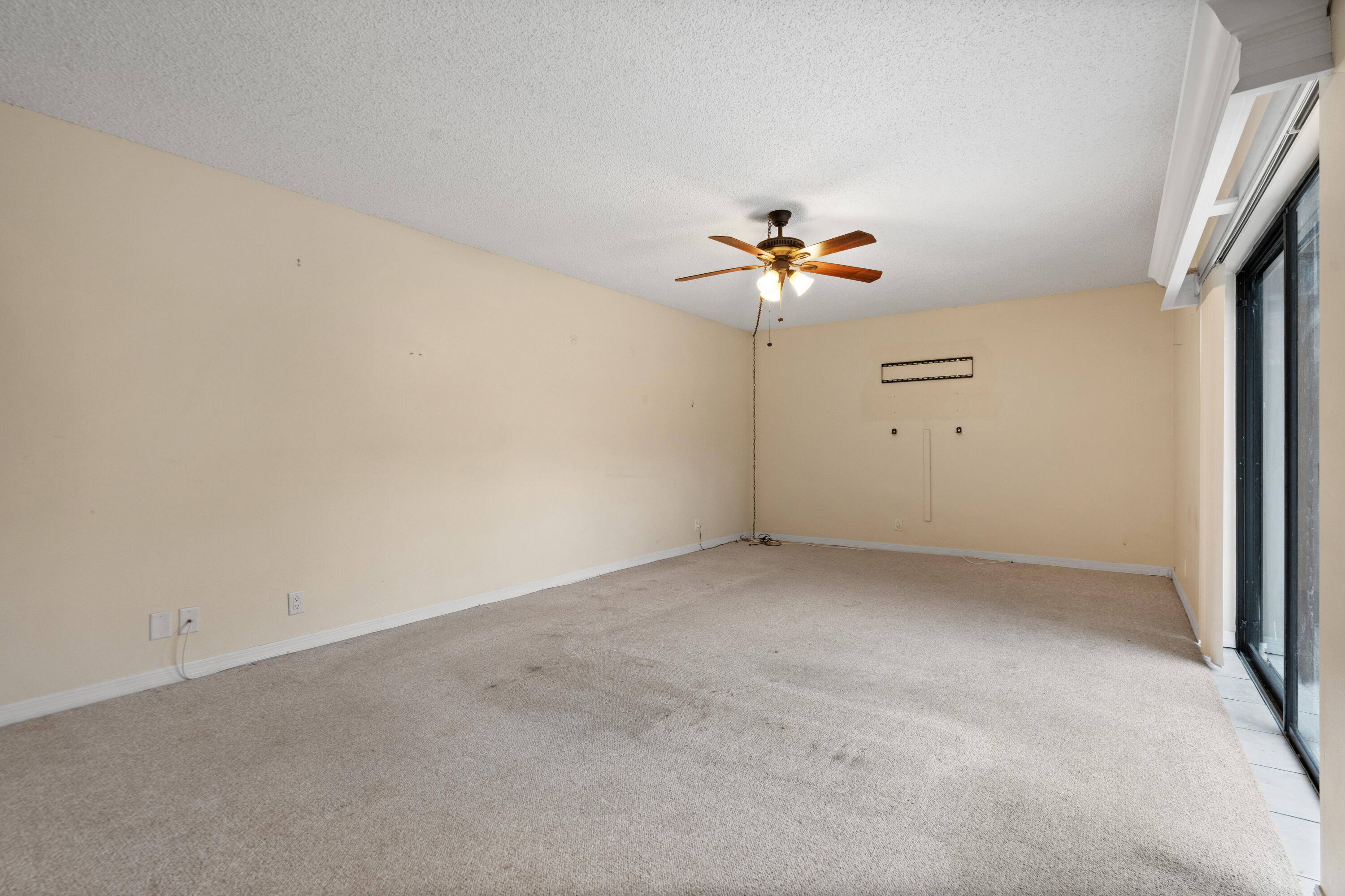 3190 Se Brook Street Property Photo 16