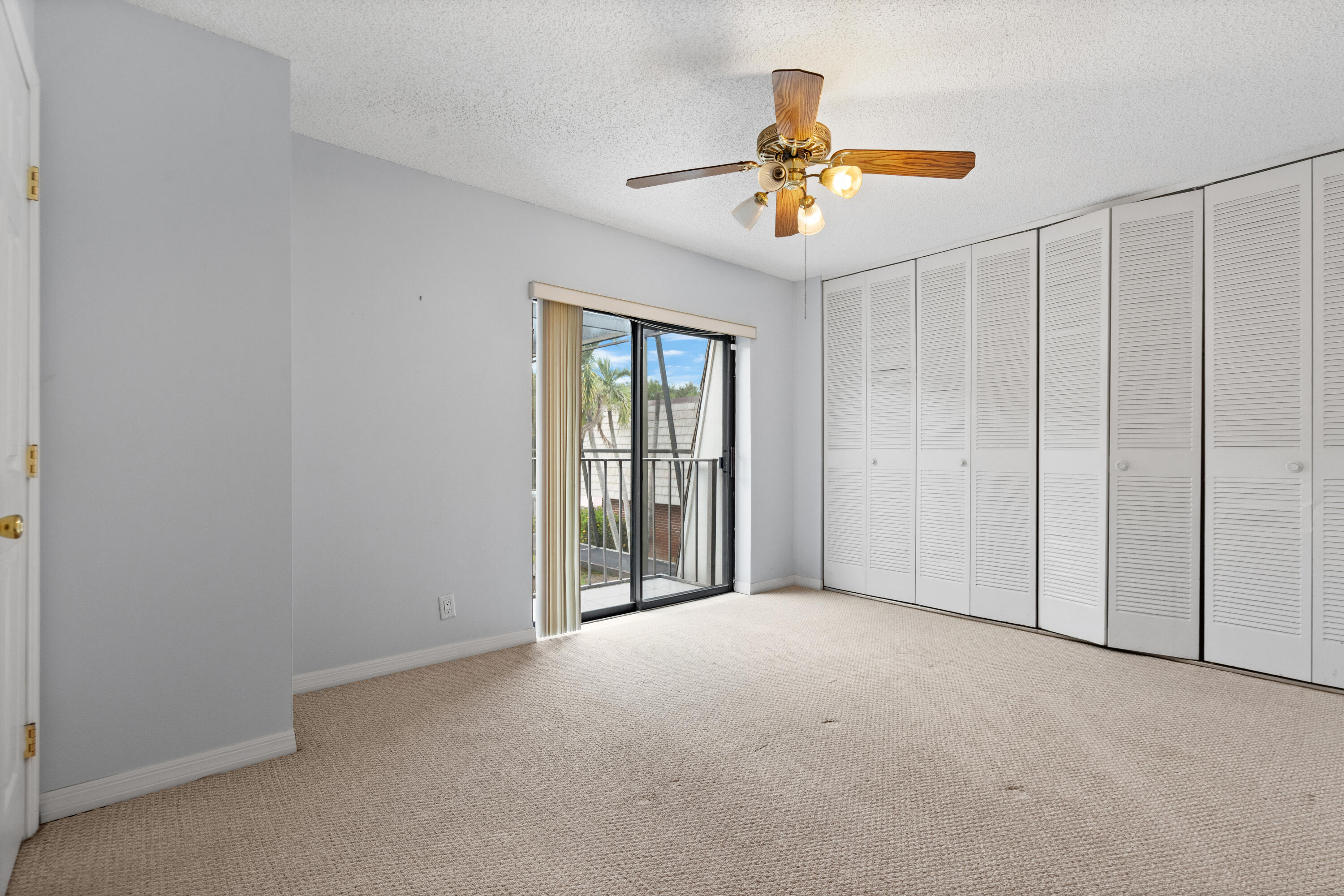 3190 Se Brook Street Property Photo 19