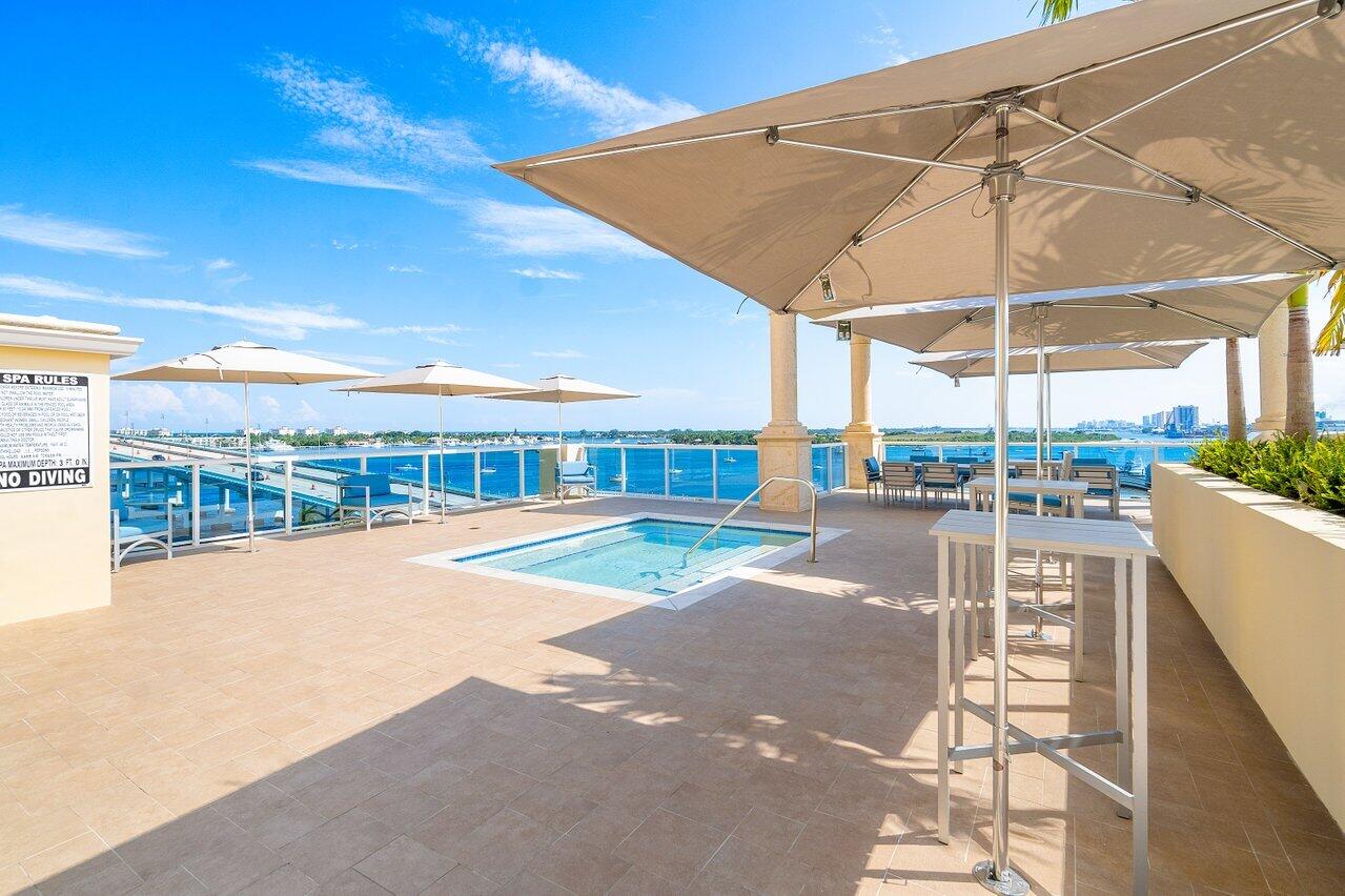2640 Lake Shore Drive 1210 Property Photo 44