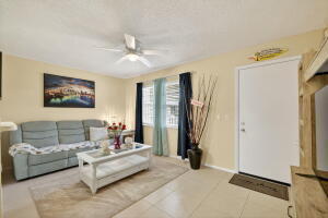 23 LAKE VISTA Trail 204 Property Photo 1