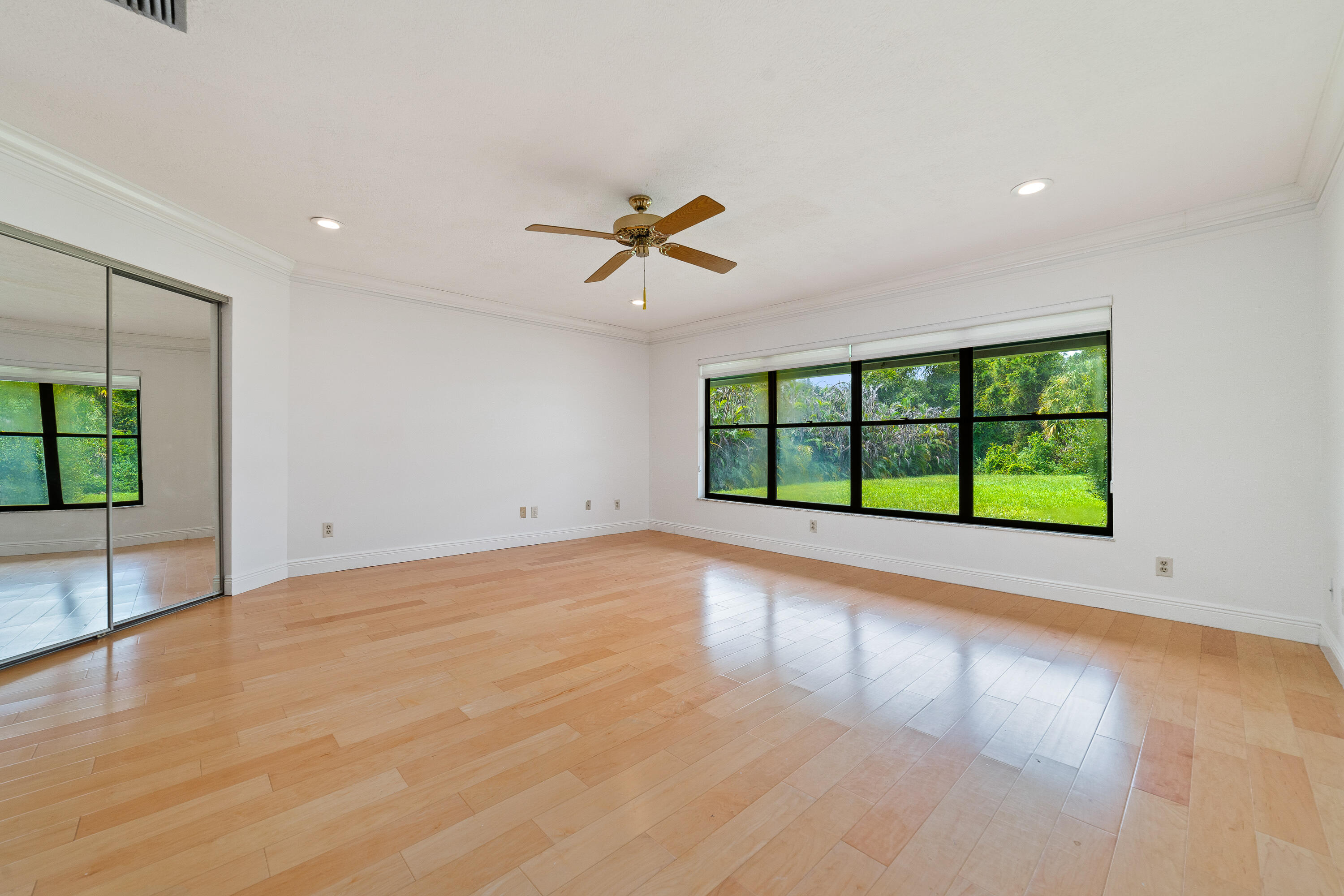 2122 Sw Racquet Club Drive Property Photo 18
