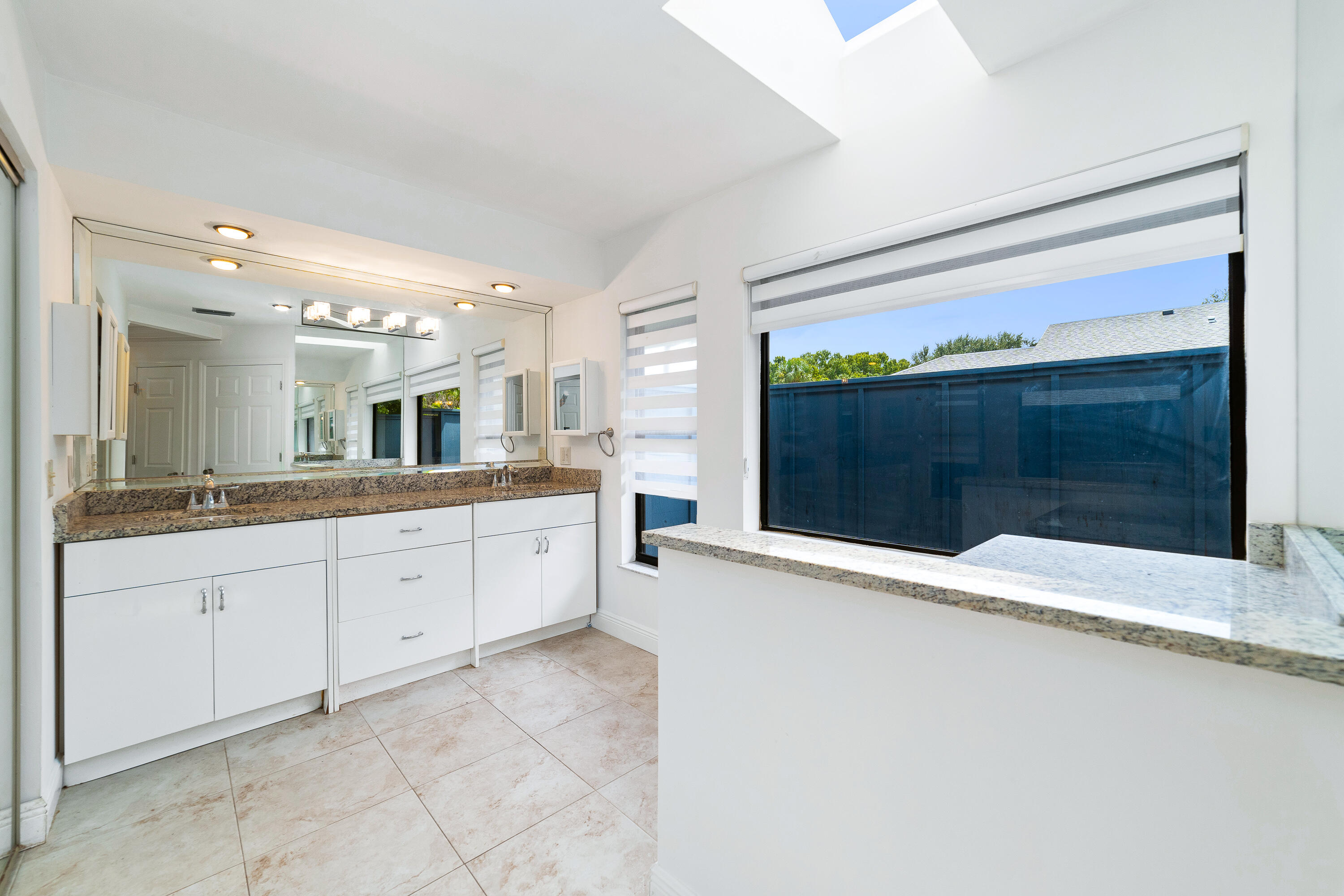 2122 Sw Racquet Club Drive Property Photo 19