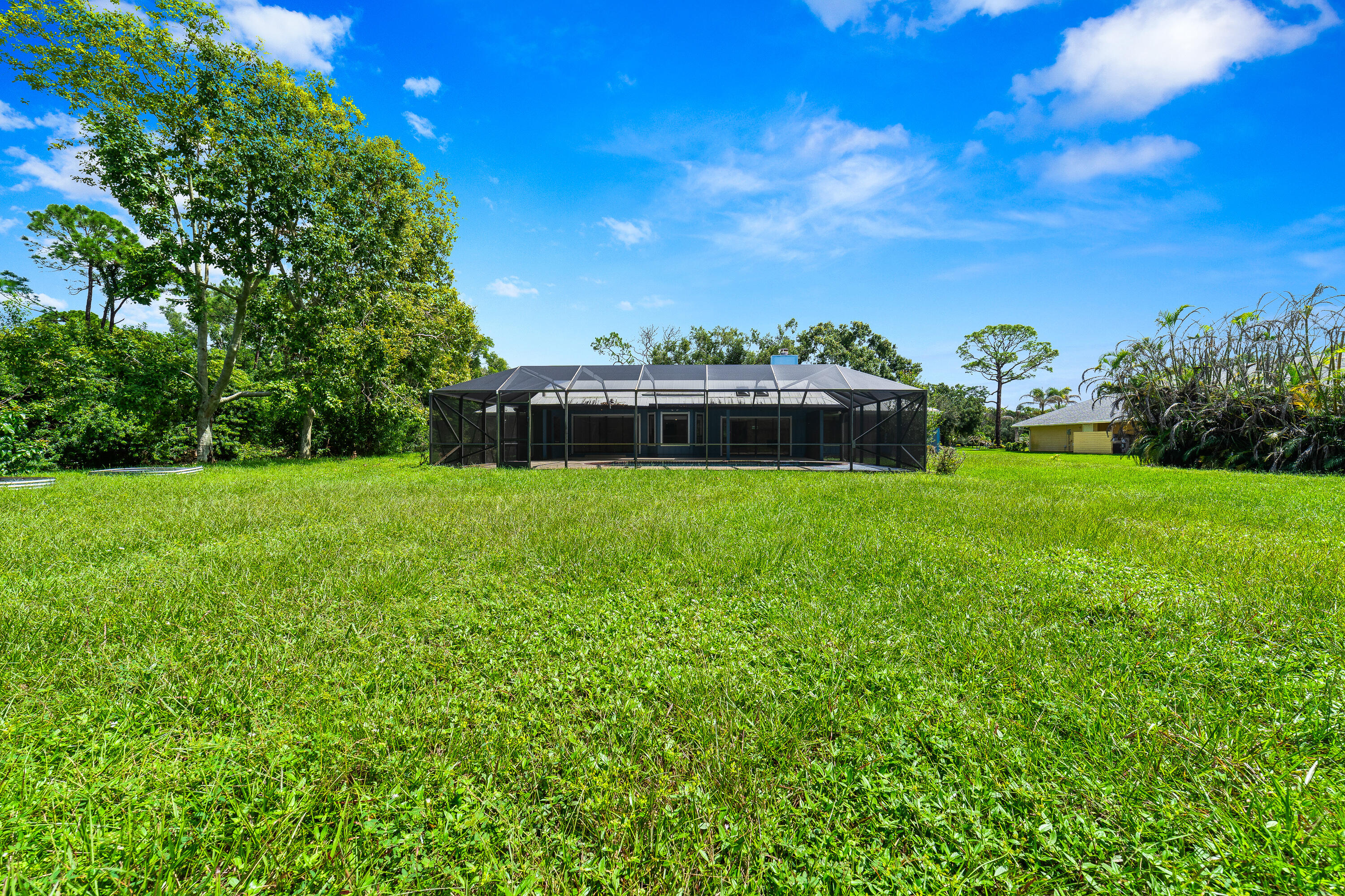 2122 Sw Racquet Club Drive Property Photo 35
