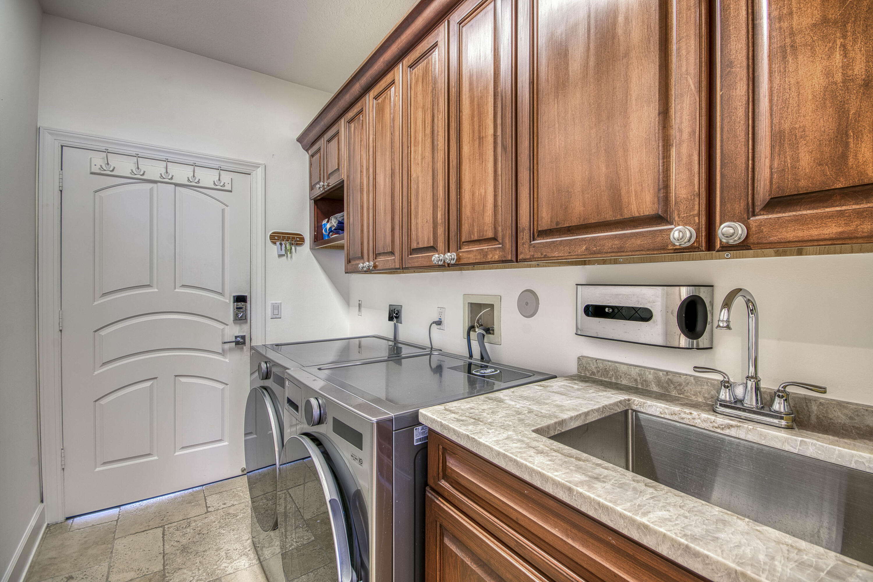 2245 Monet Road Property Photo 24