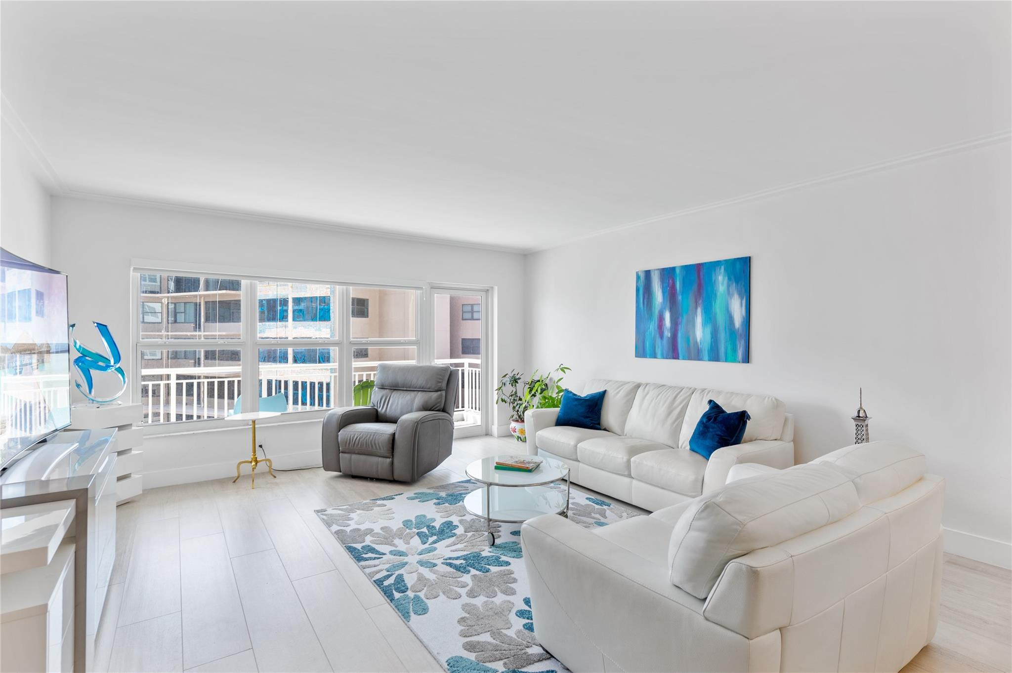 3850 Galt Ocean Drive 1504 Property Photo 2