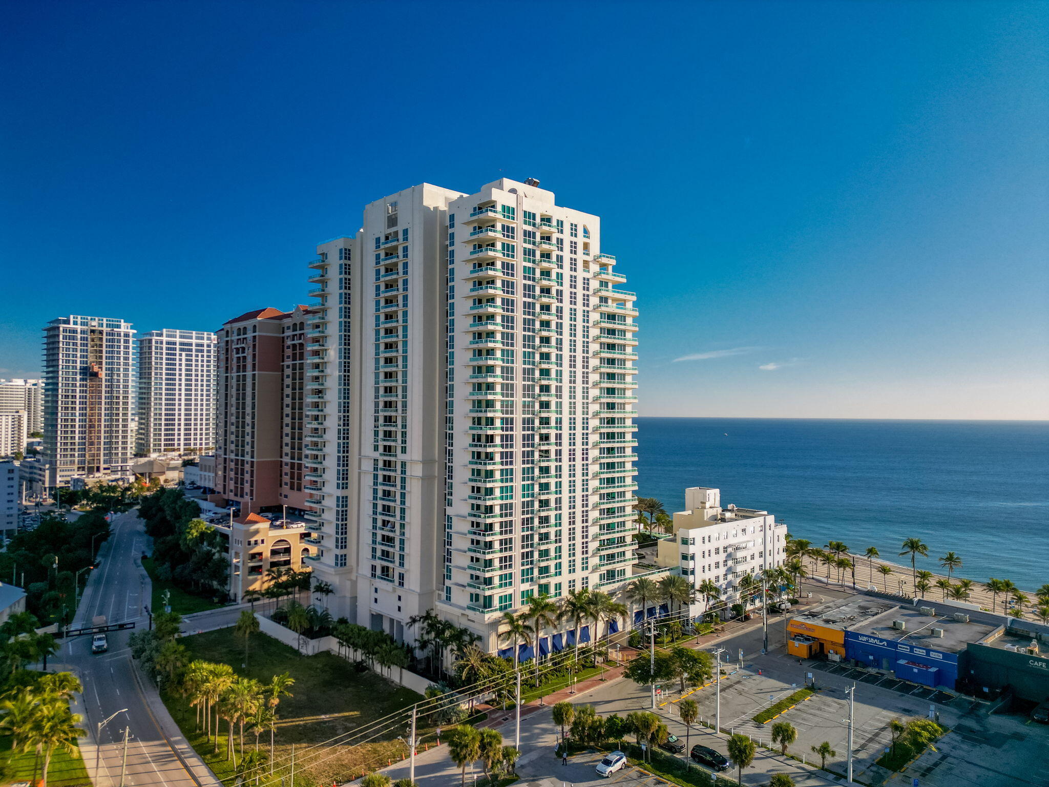 101 S Fort Lauderdale Beach Boulevard 607 Property Photo 3