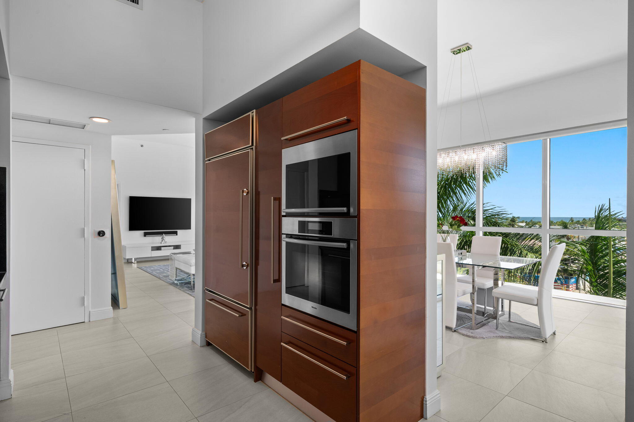 101 S Fort Lauderdale Beach Boulevard 607 Property Photo 9