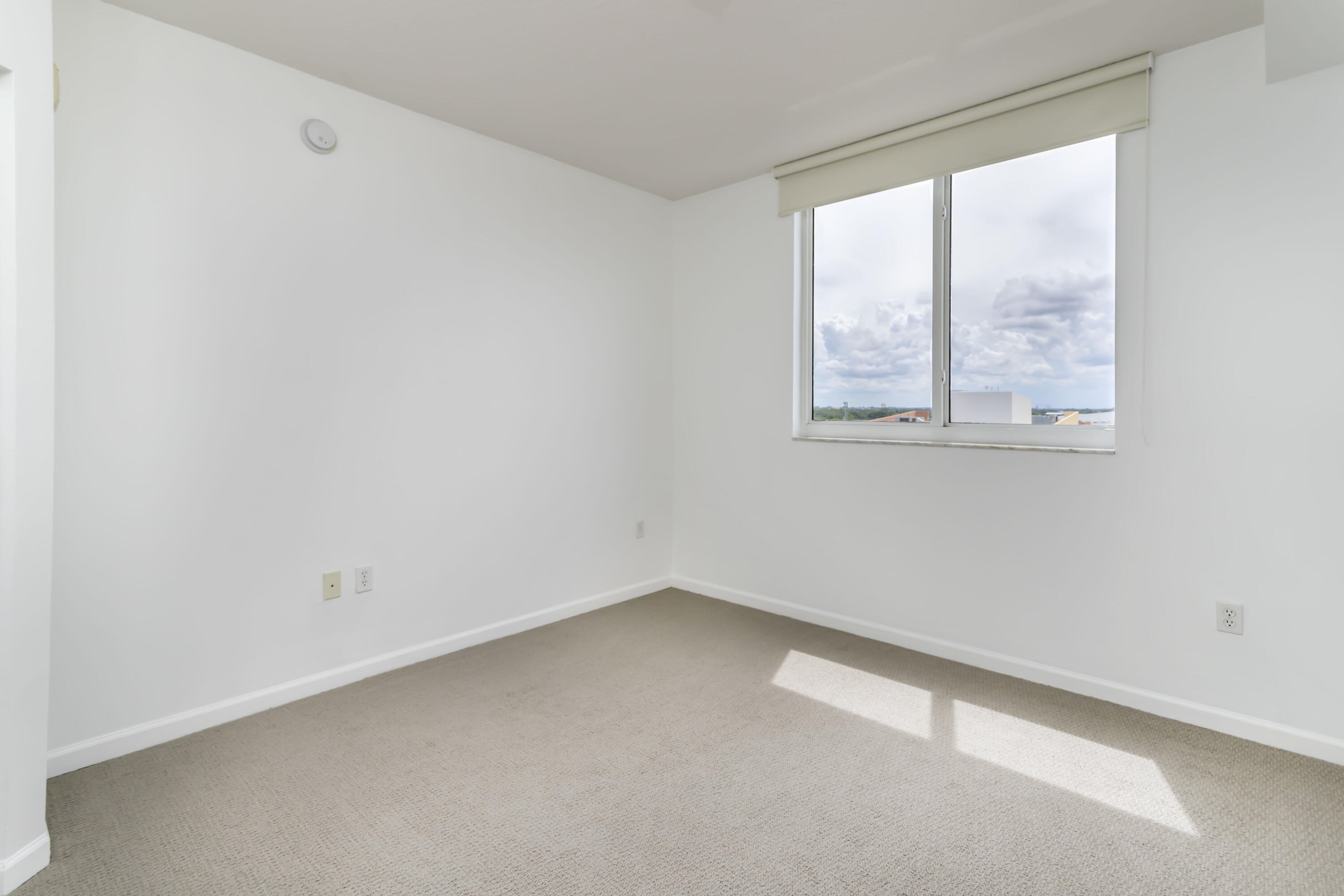 18800 Ne 29 Avenue 923 Property Photo 16