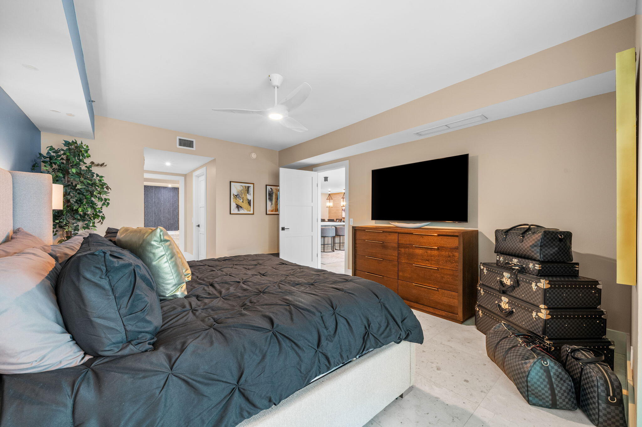 101 S Fort Lauderdale Beach Boulevard 702 Property Photo 15