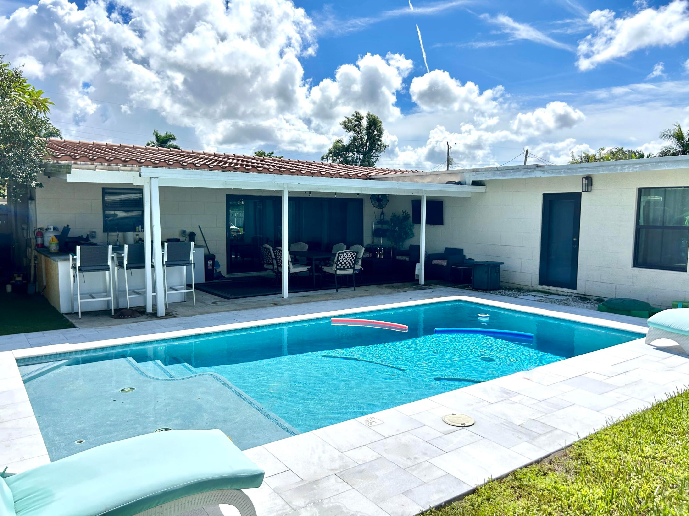 2507 Bimini Lane Property Photo 1