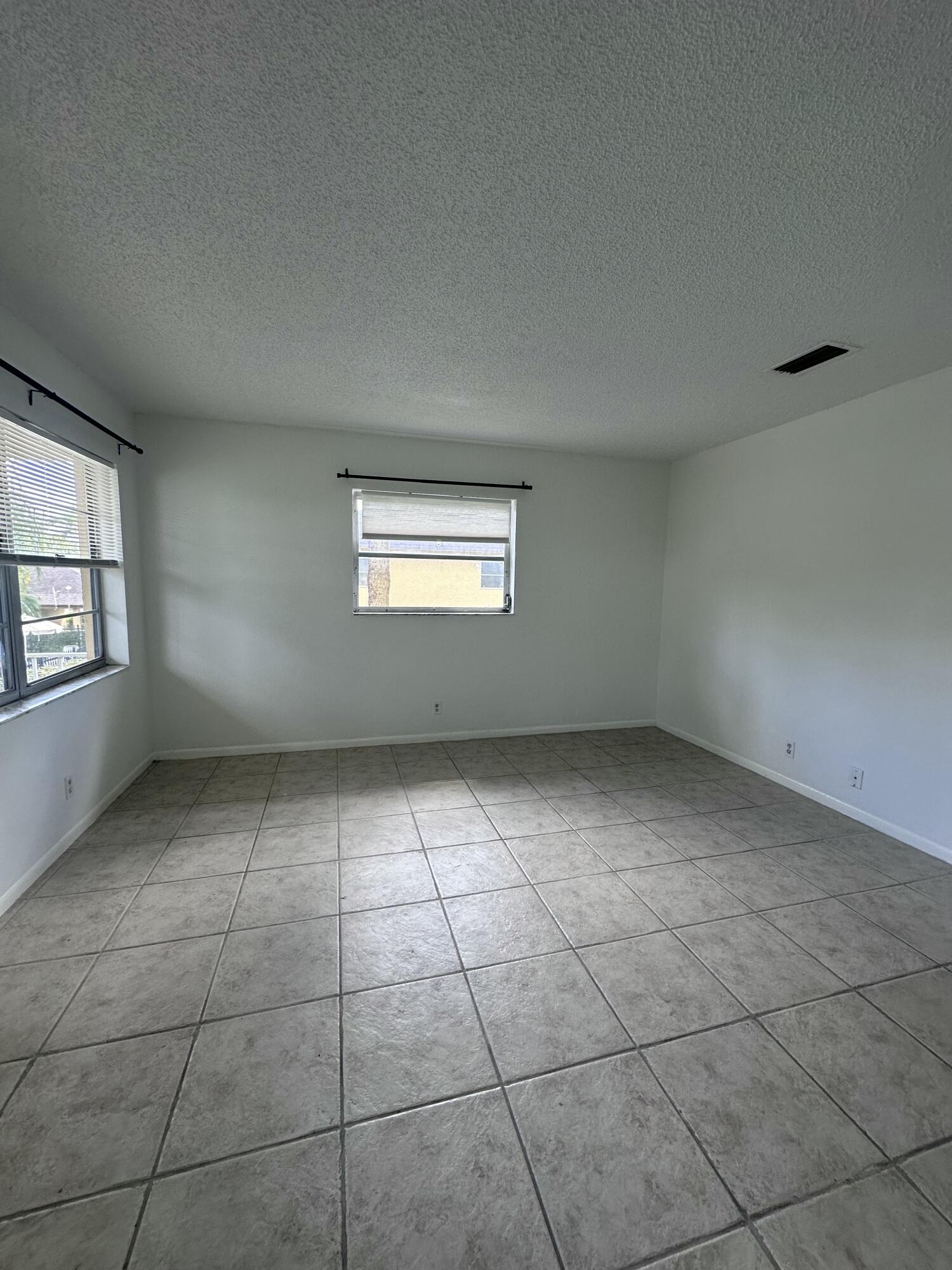 5186 Ne 6th Avenue 719 Property Photo 5