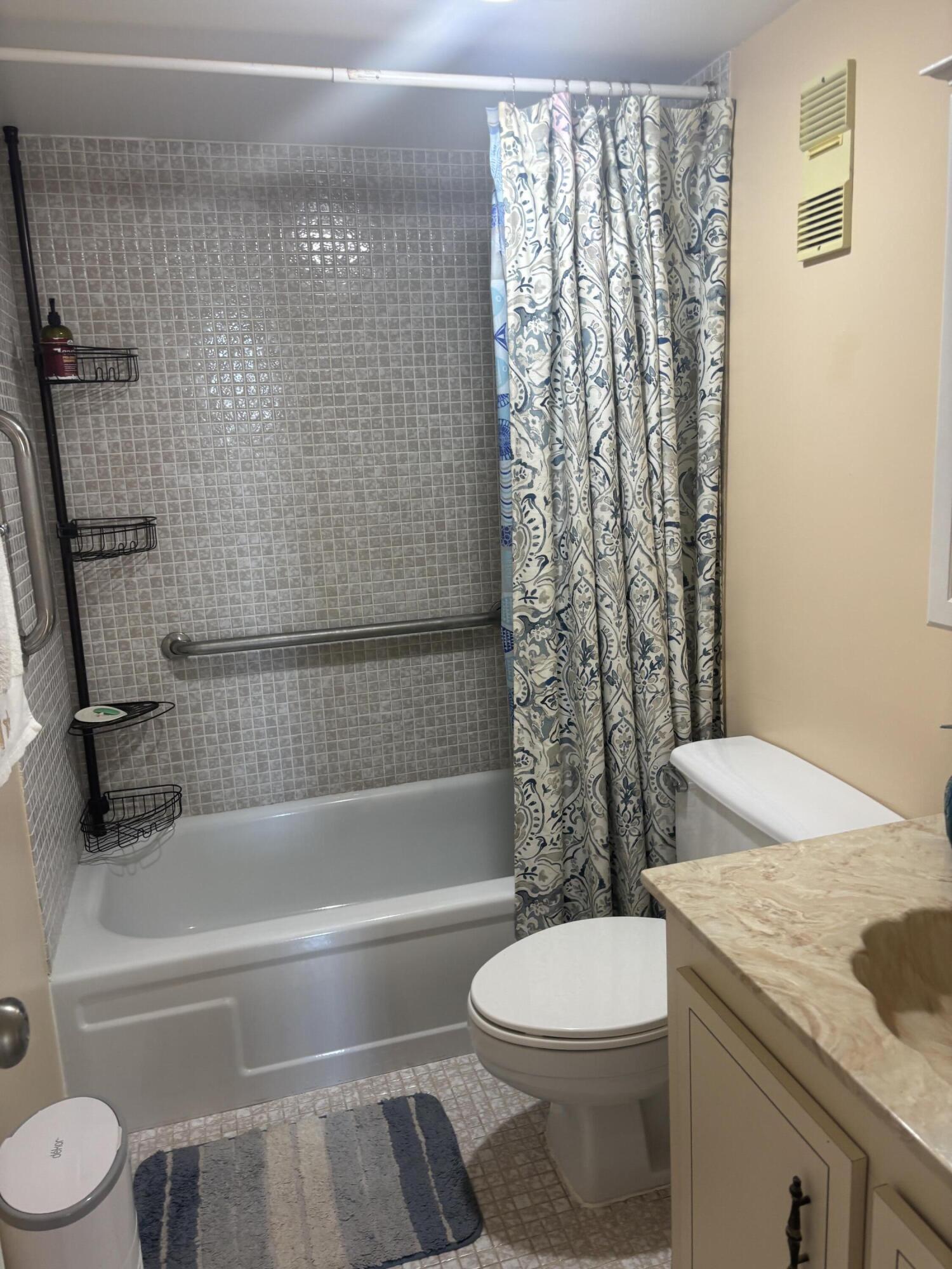 1300 Saint Charles Place Ph11 Property Photo 13
