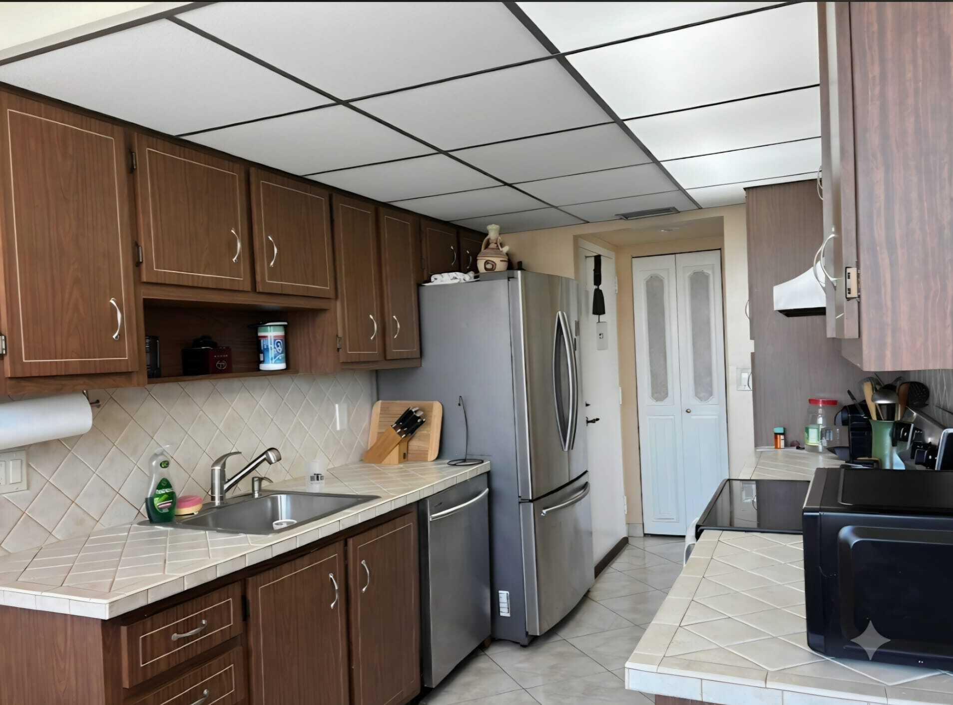 1300 Saint Charles Place Ph11 Property Photo 16