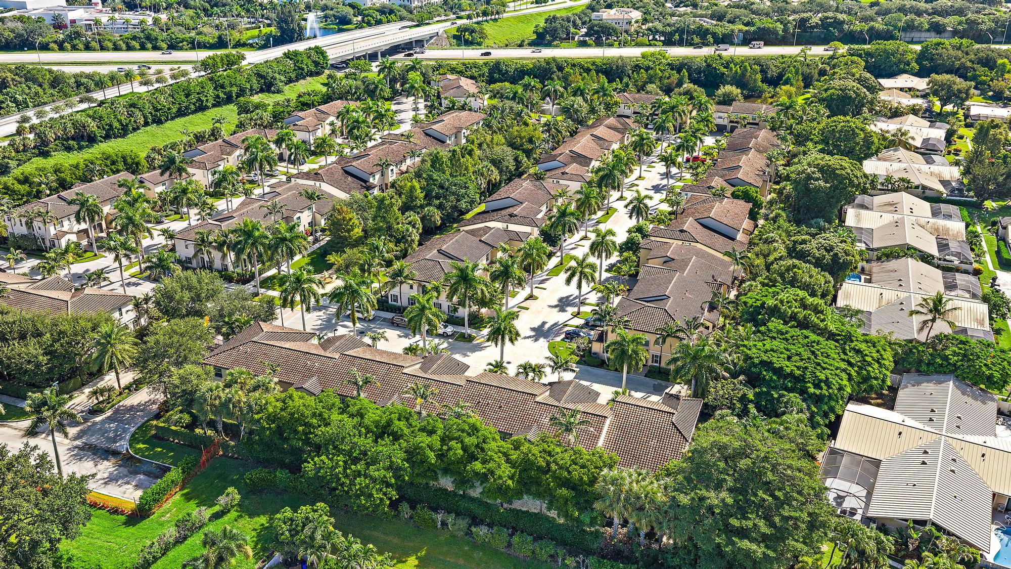 4673 Mediterranean Circle Property Photo 28