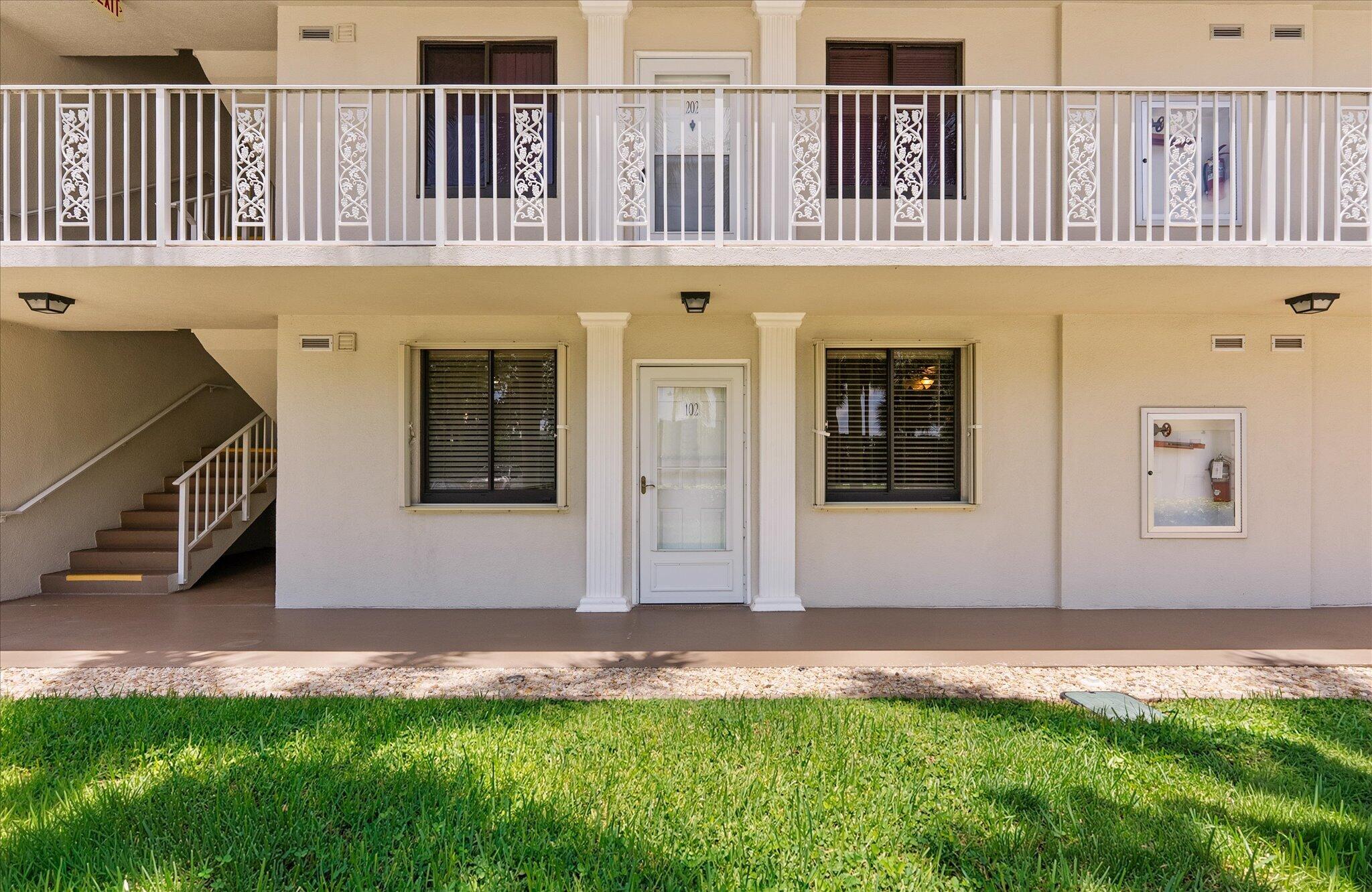 6205 Balboa Circle 102 Property Photo 2