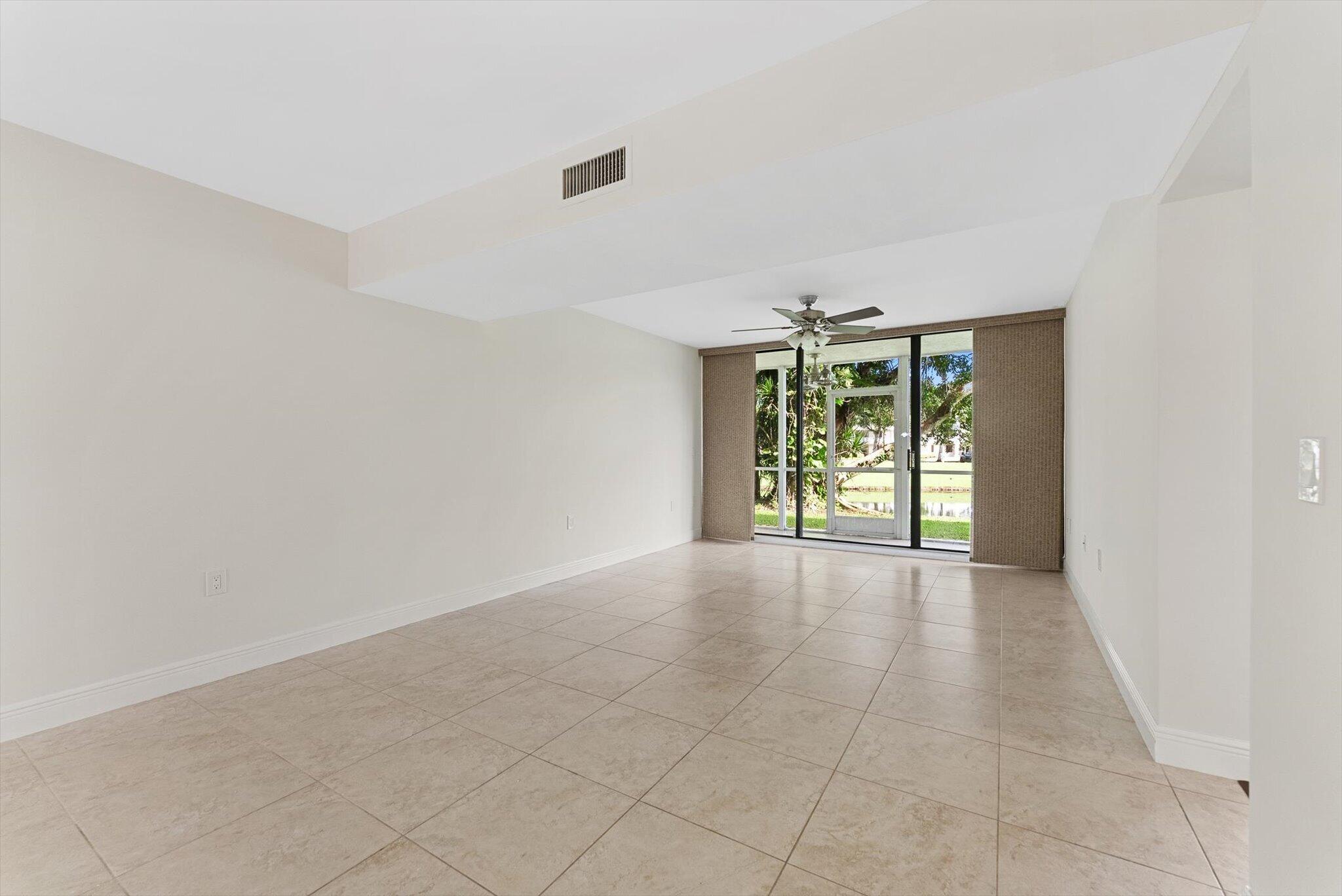 6205 Balboa Circle 102 Property Photo 10