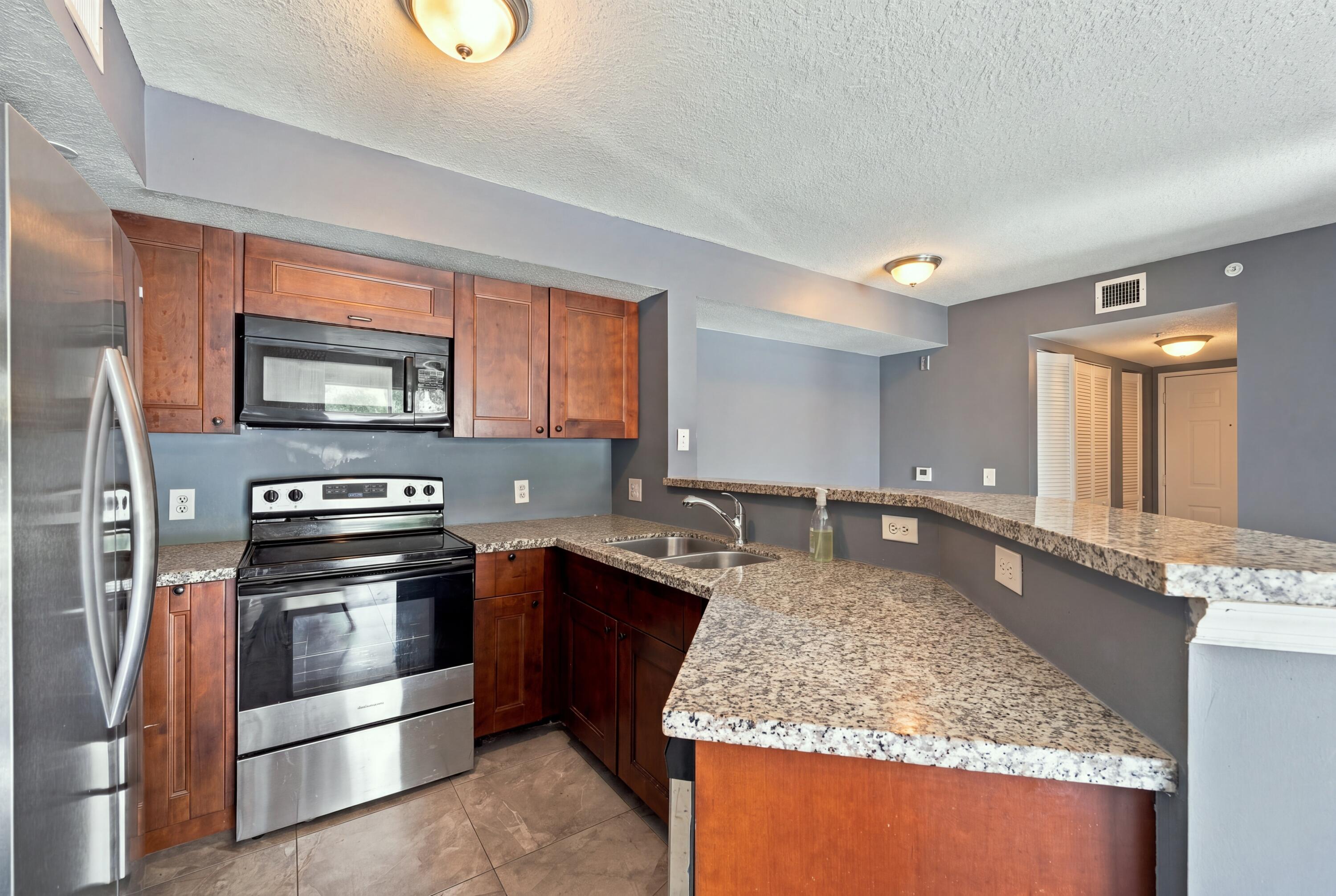 4041 San Marino Boulevard 105 Property Photo 6