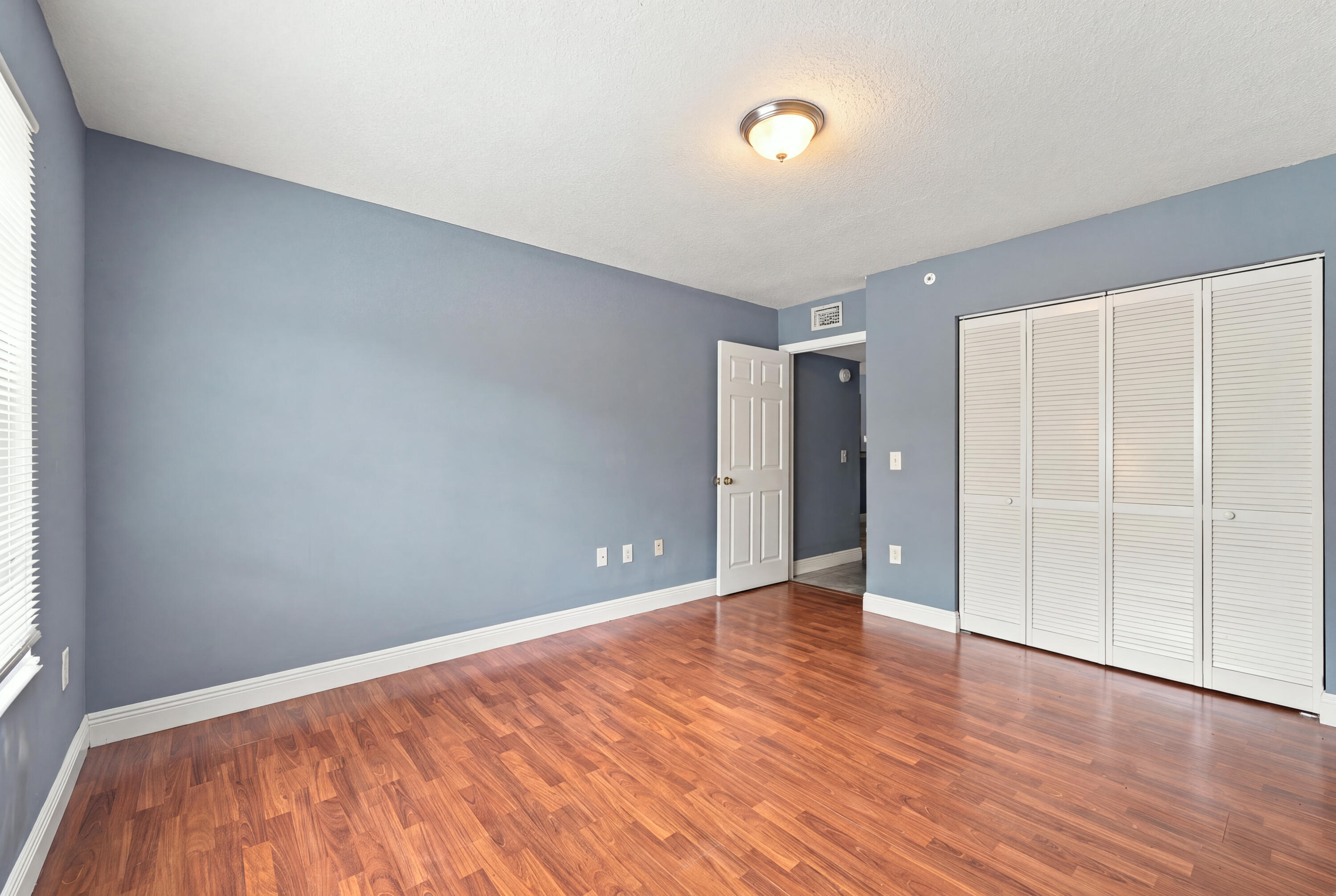 4041 San Marino Boulevard 105 Property Photo 7