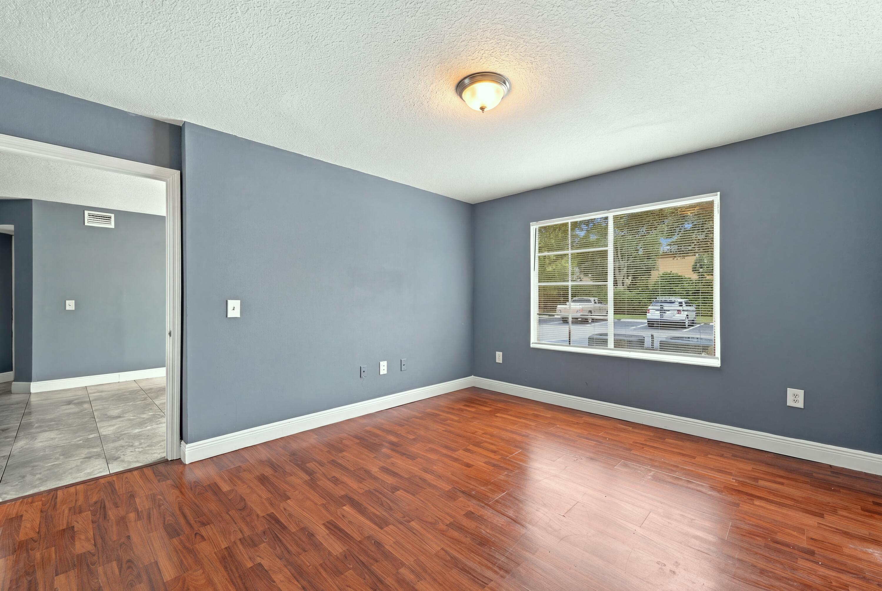 4041 San Marino Boulevard 105 Property Photo 16