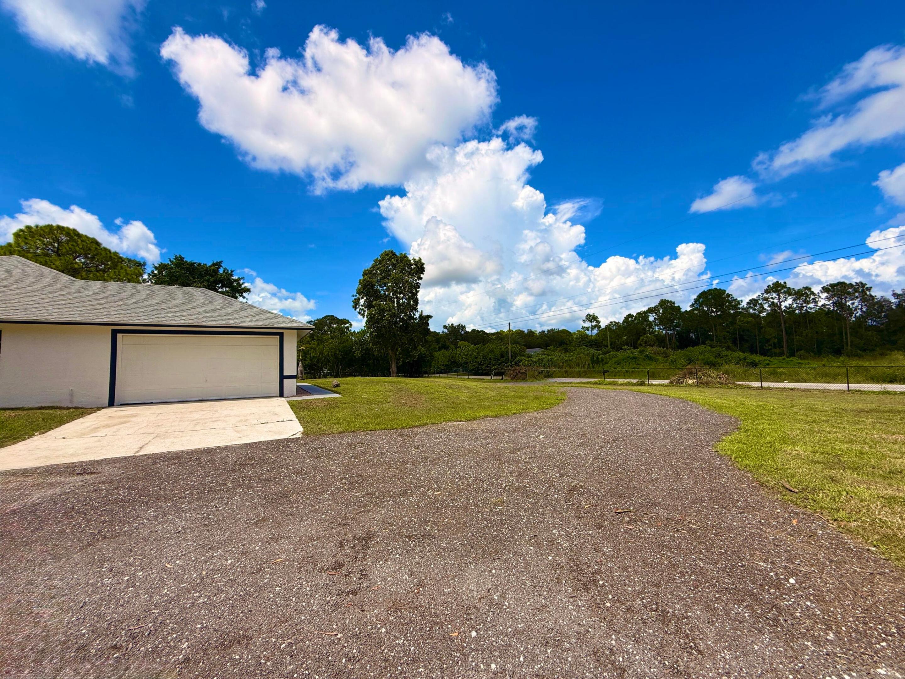 17770 75th Place N Property Photo 10