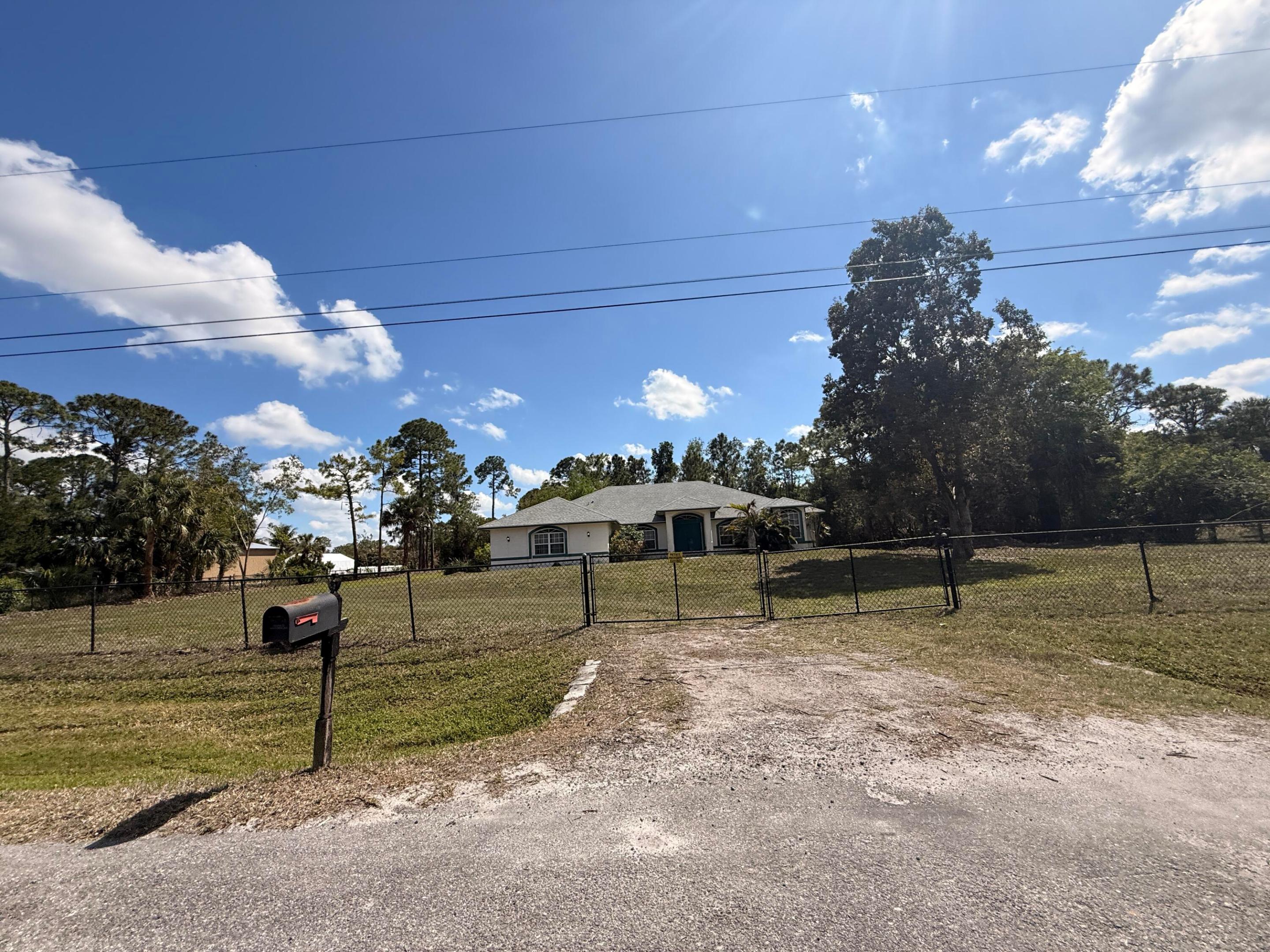 17770 75th Place N Property Photo 11