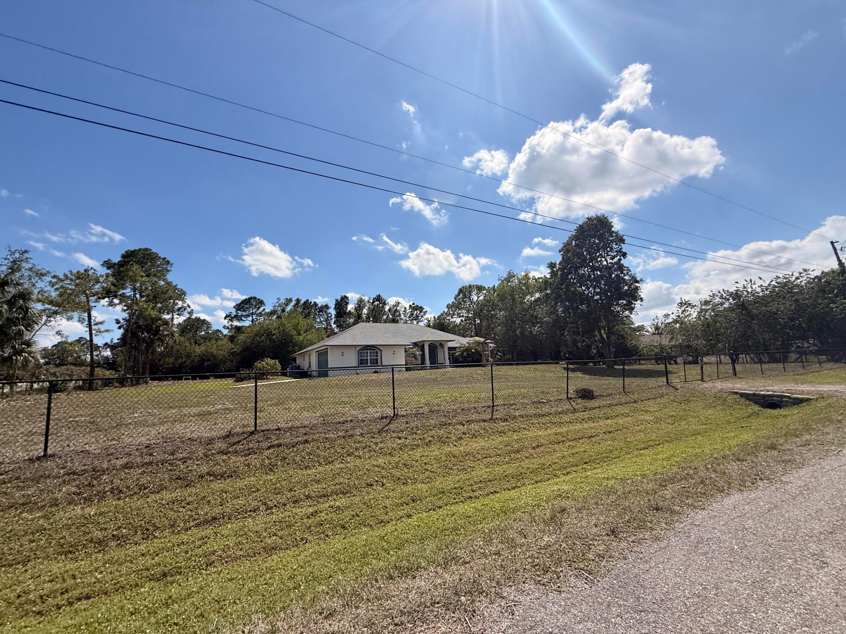 17770 75th Place N Property Photo 13