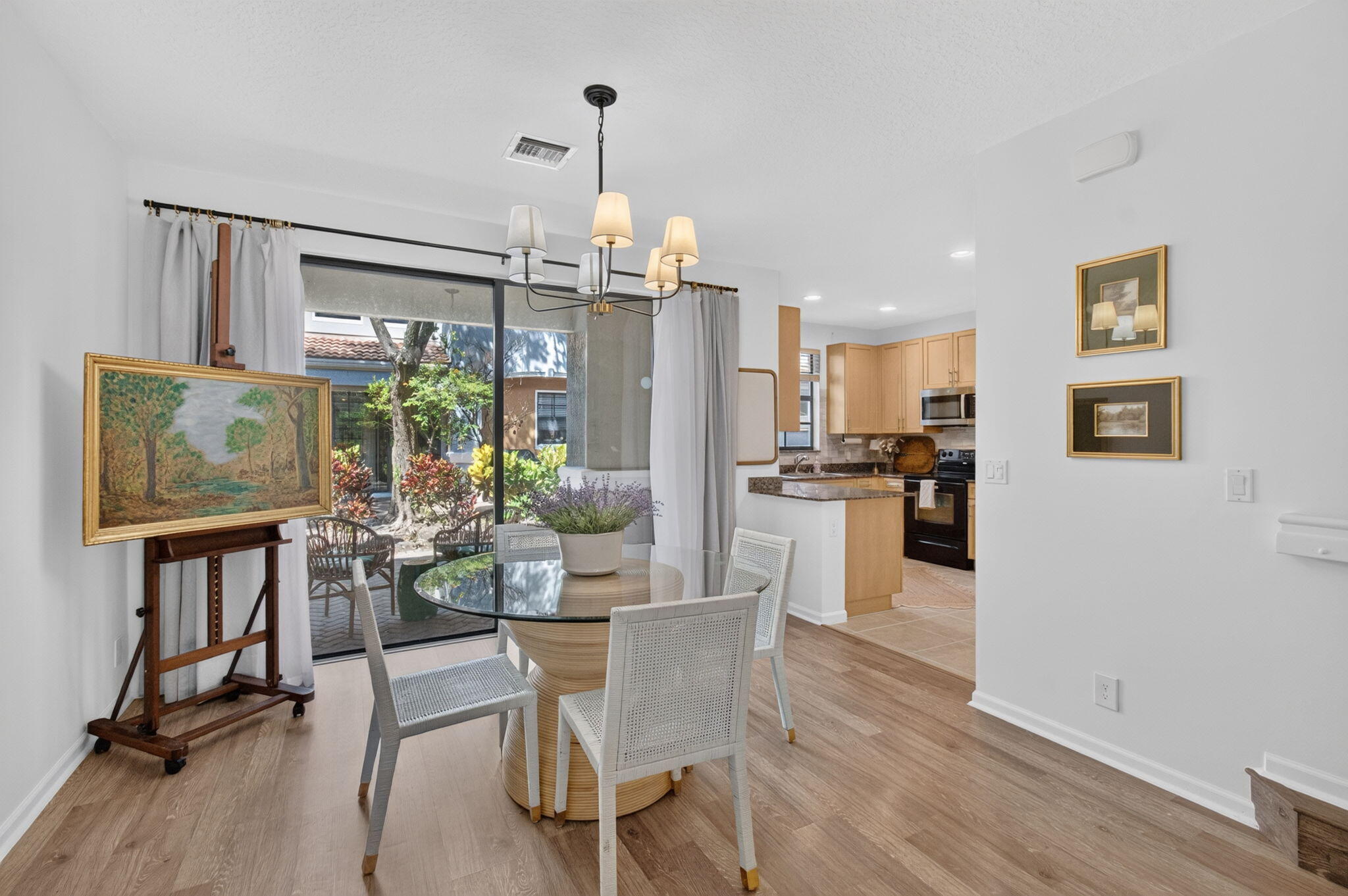 238 E Chrystie Circle Property Photo 10