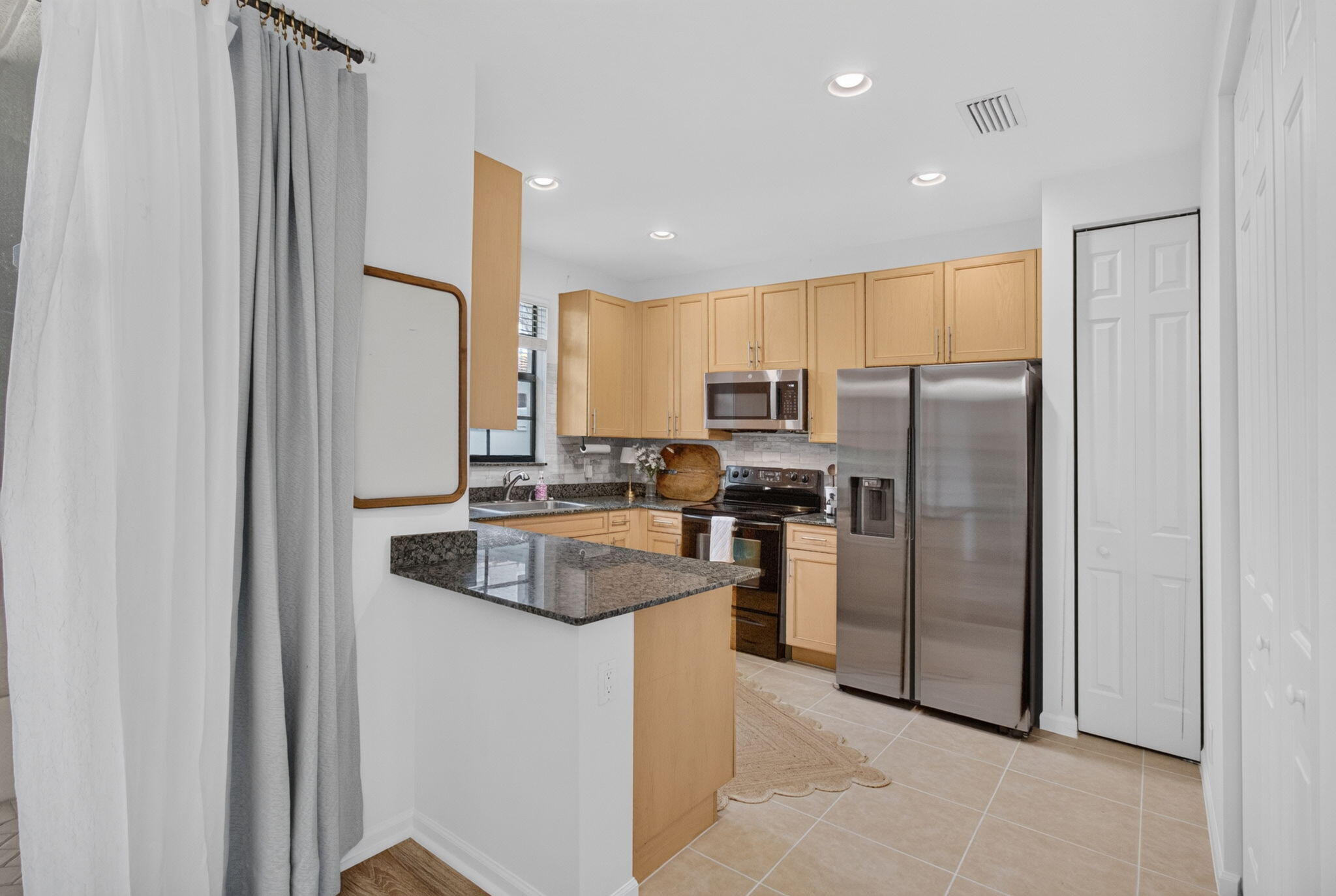 238 E Chrystie Circle Property Photo 16