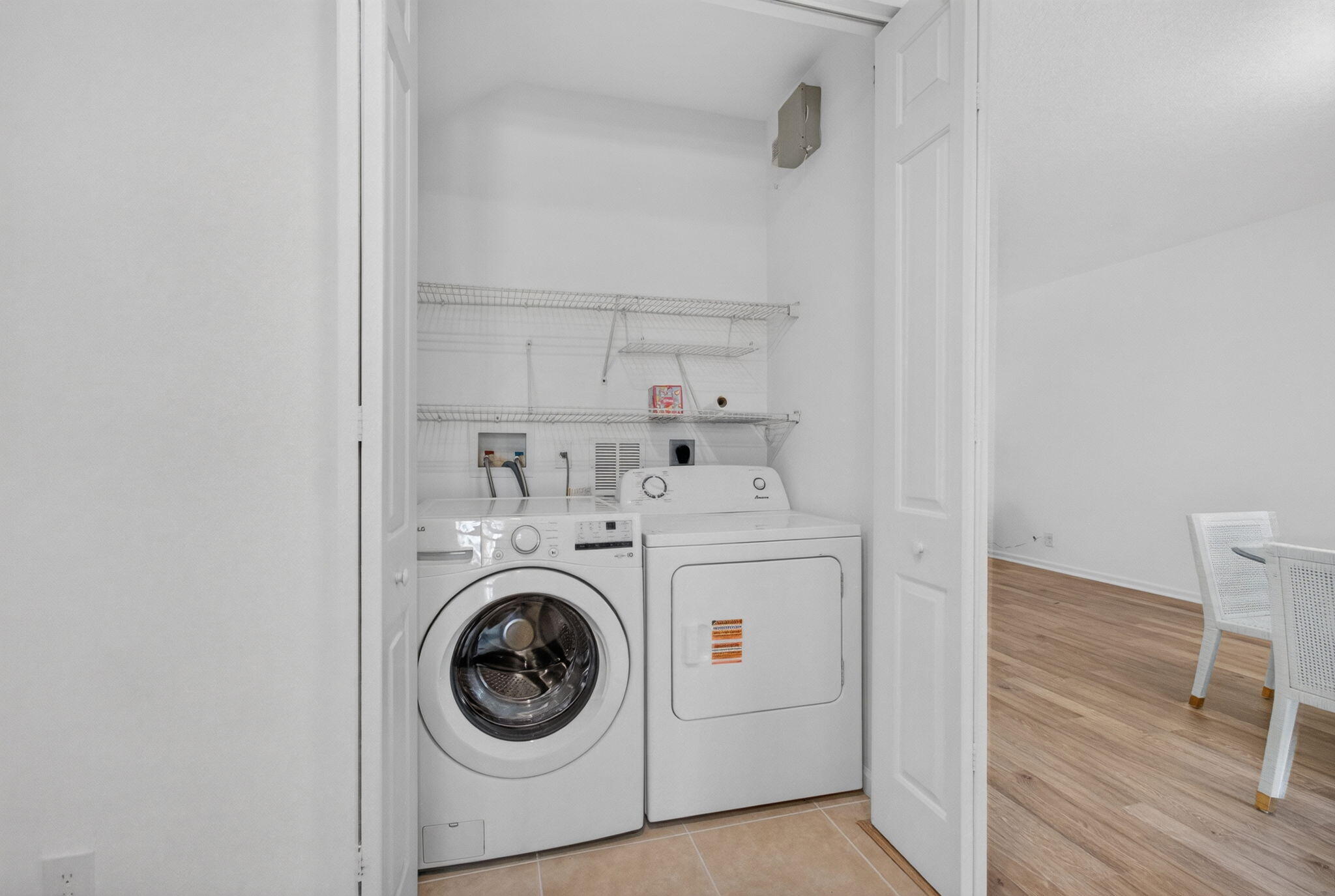238 E Chrystie Circle Property Photo 26