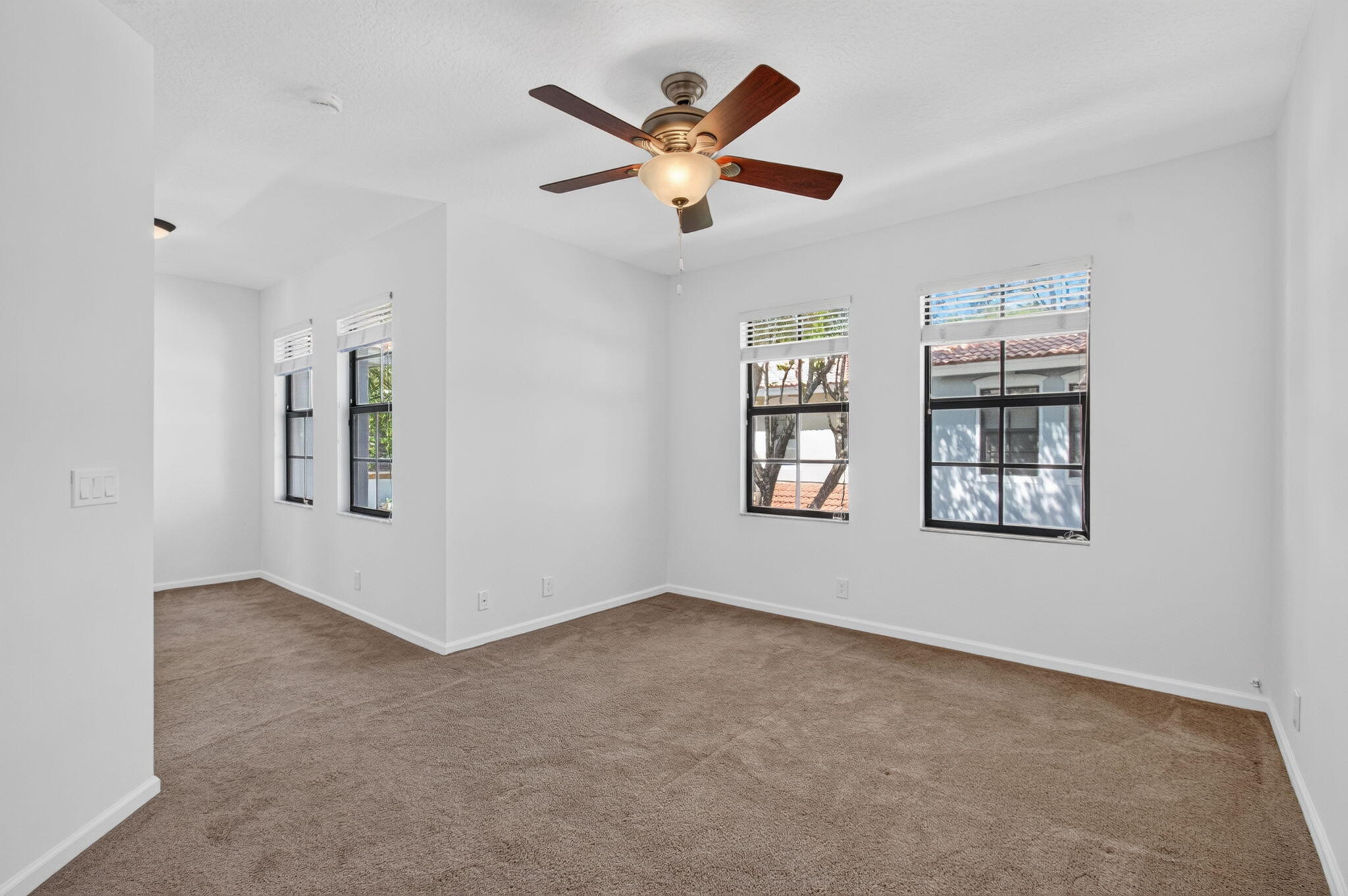 238 E Chrystie Circle Property Photo 37
