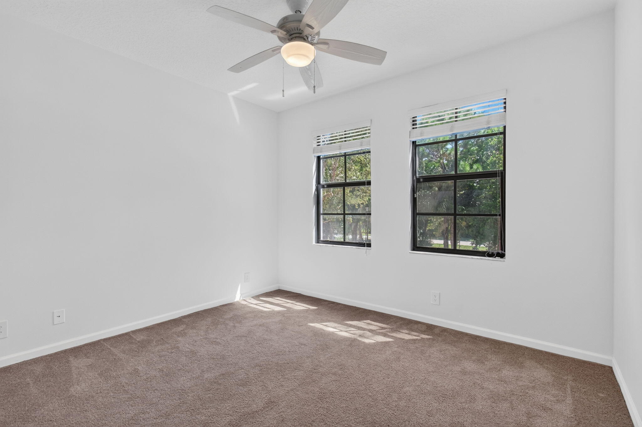 238 E Chrystie Circle Property Photo 48