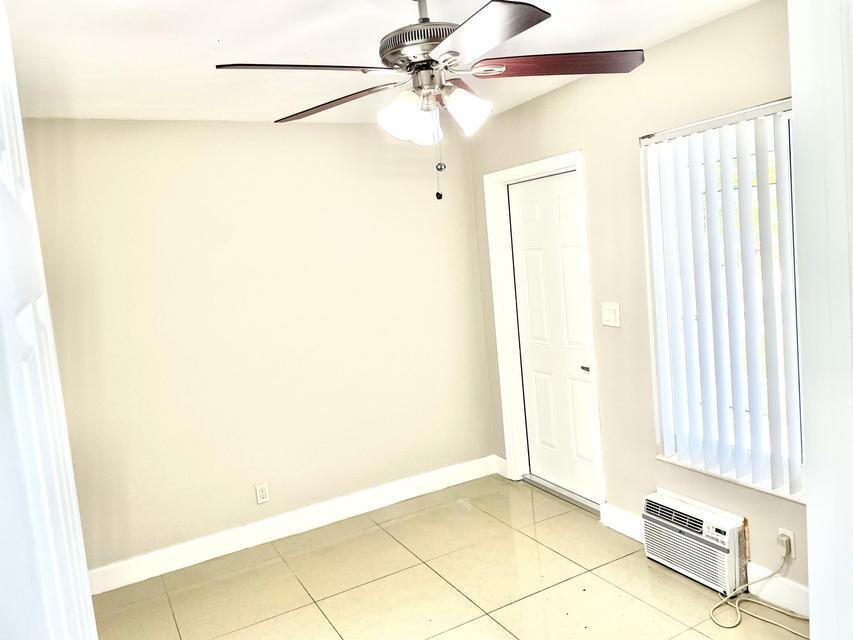 431 W Camino Real 19 Property Photo 6
