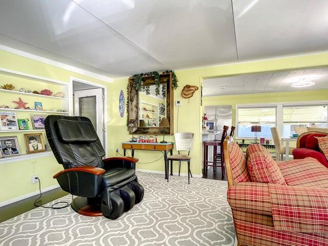 4215 Meadow View Drive Property Photo 5